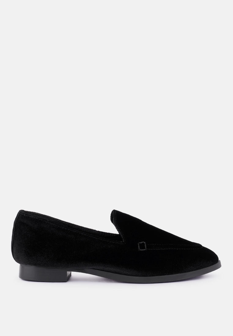 Luxe-lap Velvet Handcrafted Loafers