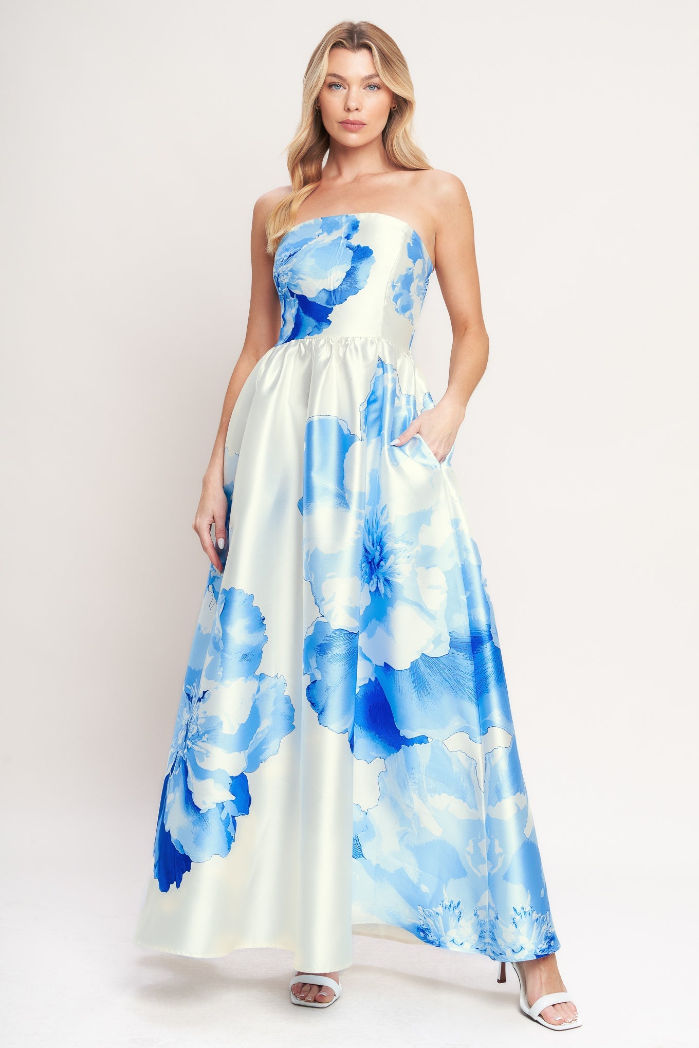 woven maxi dress LUXE PEONY IVORY BLUE / M 0) / S (2 Style-Color-Dim:AP1D106932_AH651_M Pant Size:28 Black Maternity Photoshoot Dress