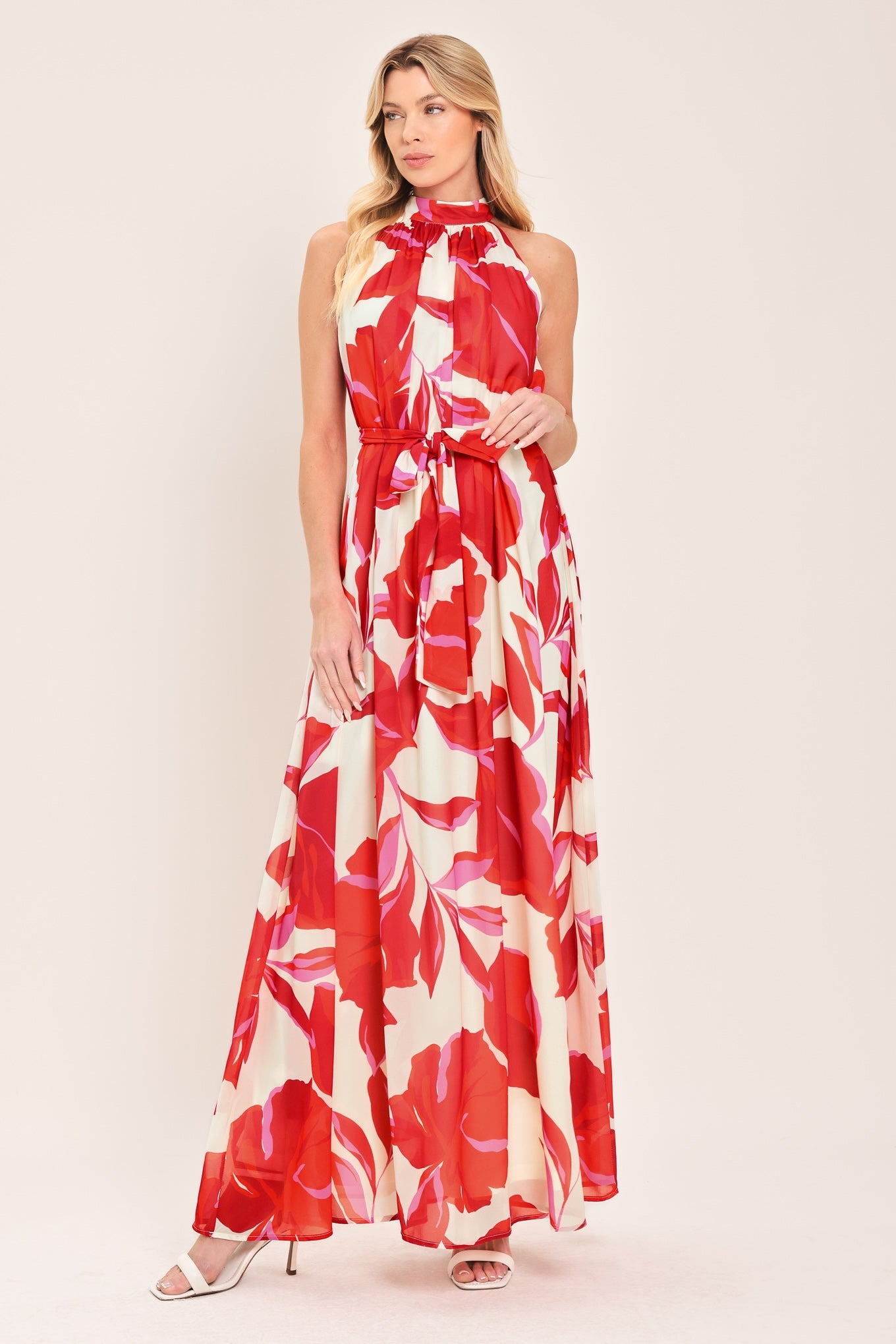 flower halter dress FIJI WOVEN MAXI l FLYING TOMATO RED / S Explore 1950s Women's Dresses Color:COAL SCH005894_BR_XXL while the front pleat