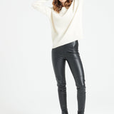 Pure Cashmere Roundneck Sweater (Lilly 25)