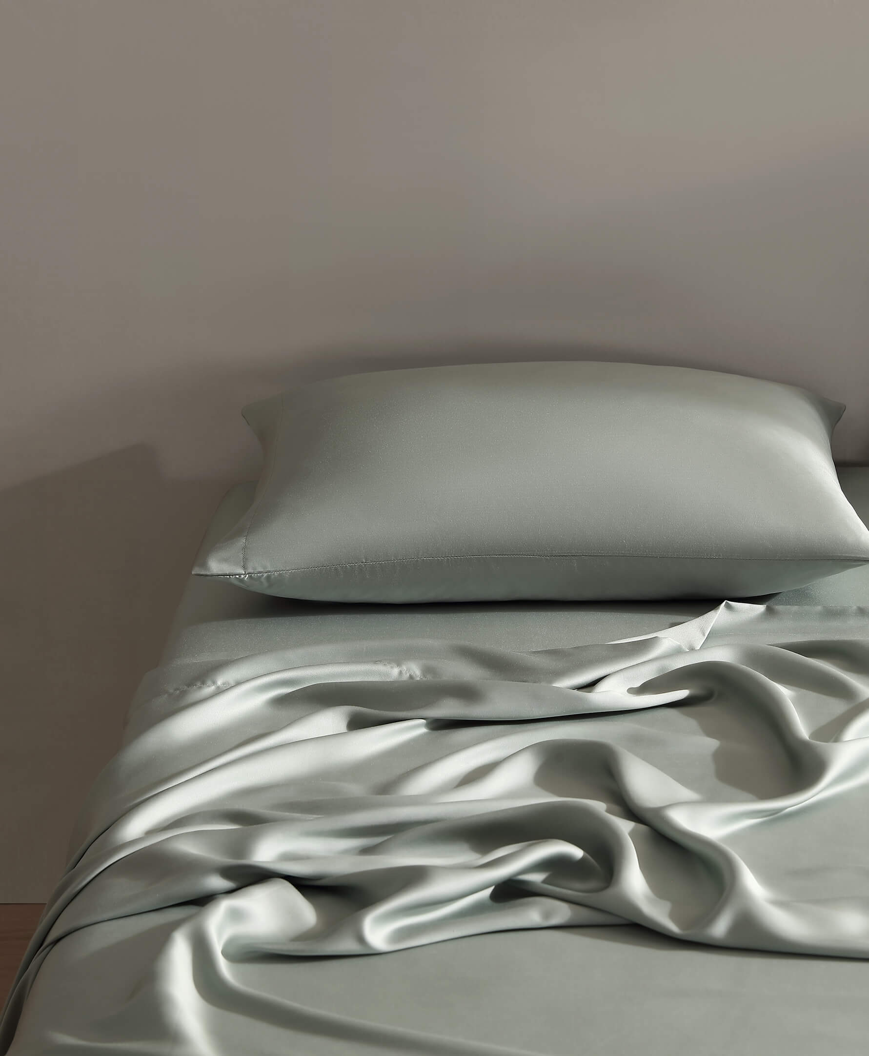 Silky Lyocell Fitted Sheet