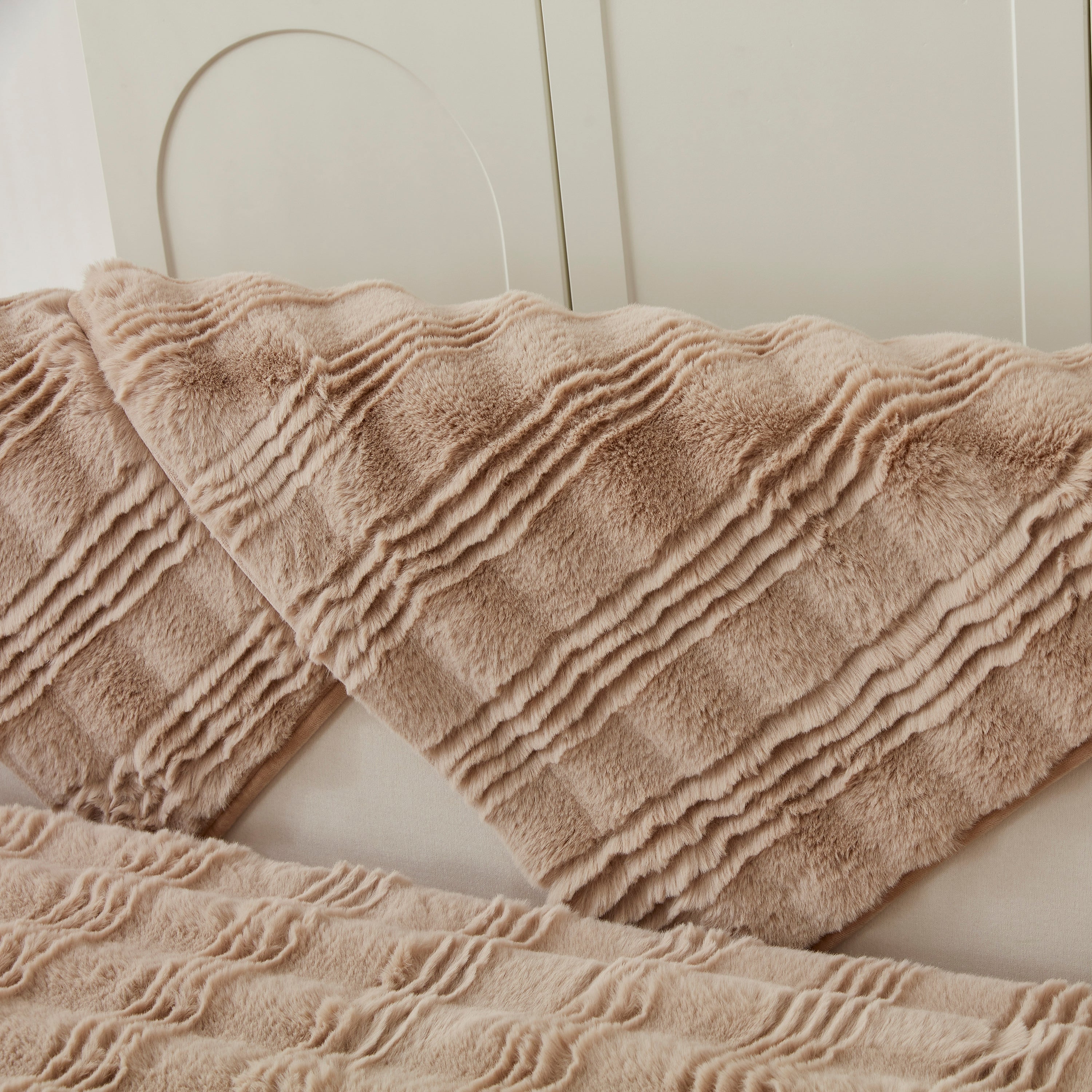 Soft Thick Faux Fur Sofa Cover Stripe Fluffy Fuzzy Non-slip Washable Couch Covers