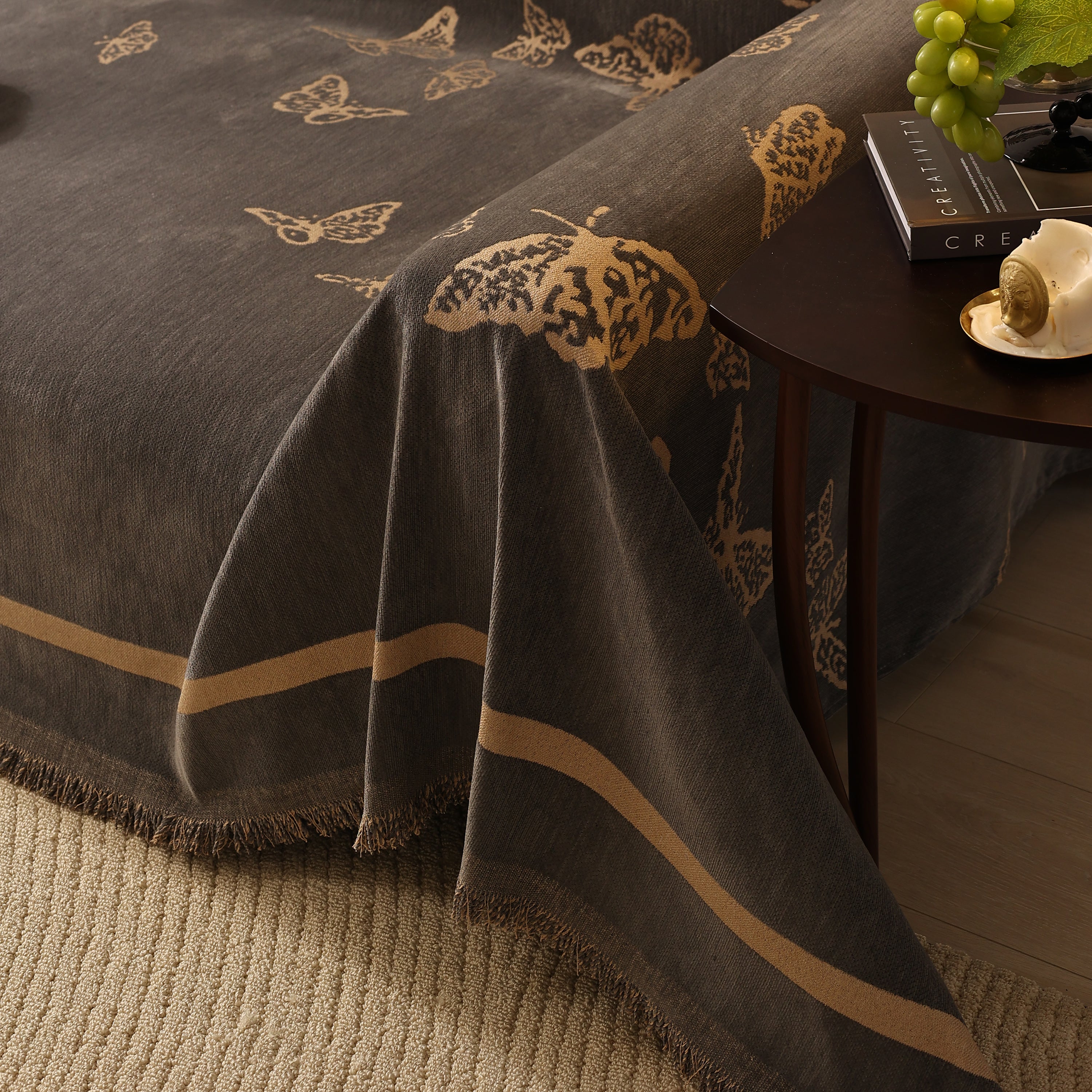 Butterfly Jacquard Soft Couch Blankets Cover For Couch Reversible Modern Sofa Slipcover Throw Covers