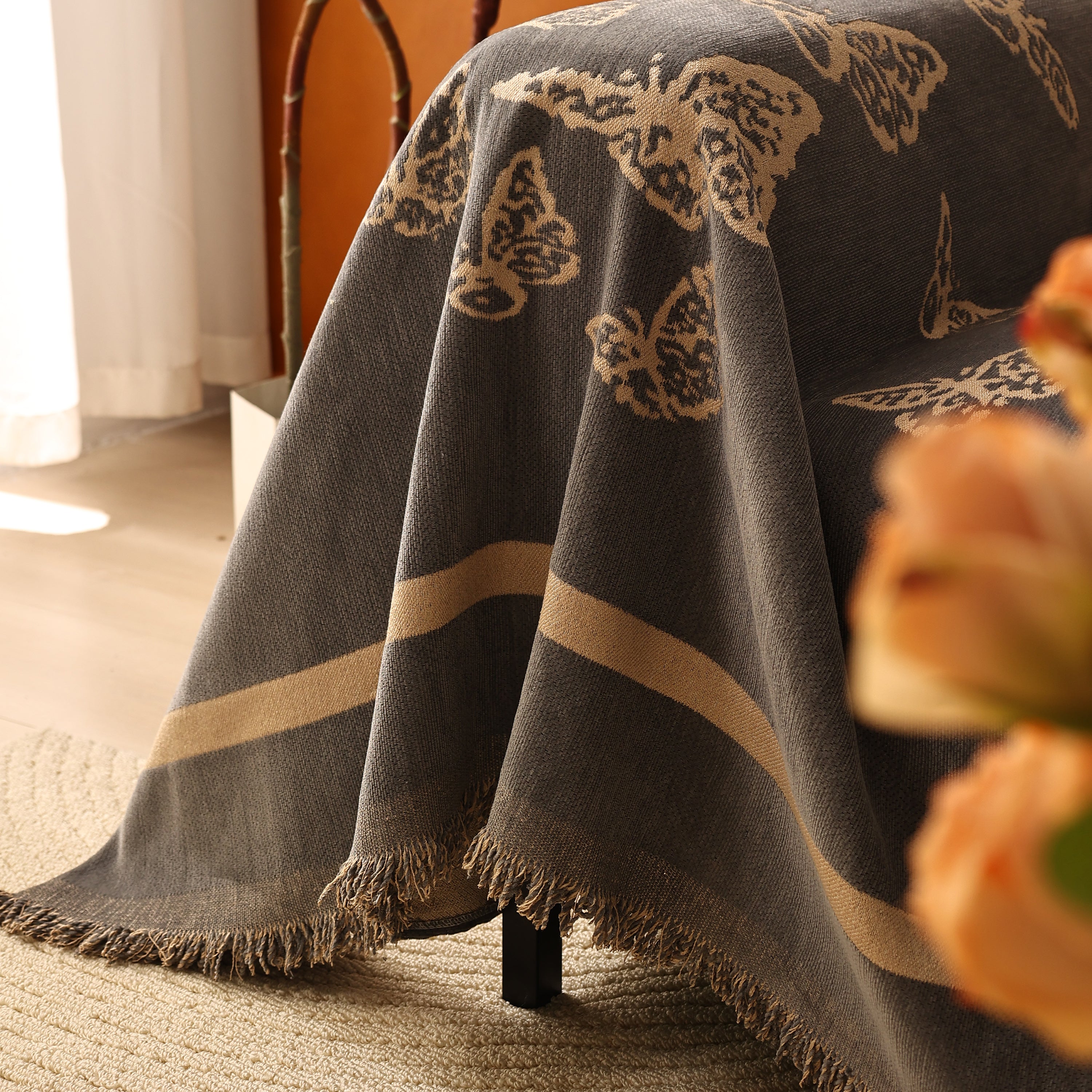 Butterfly Jacquard Soft Couch Blankets Cover For Couch Reversible Modern Sofa Slipcover Throw Covers