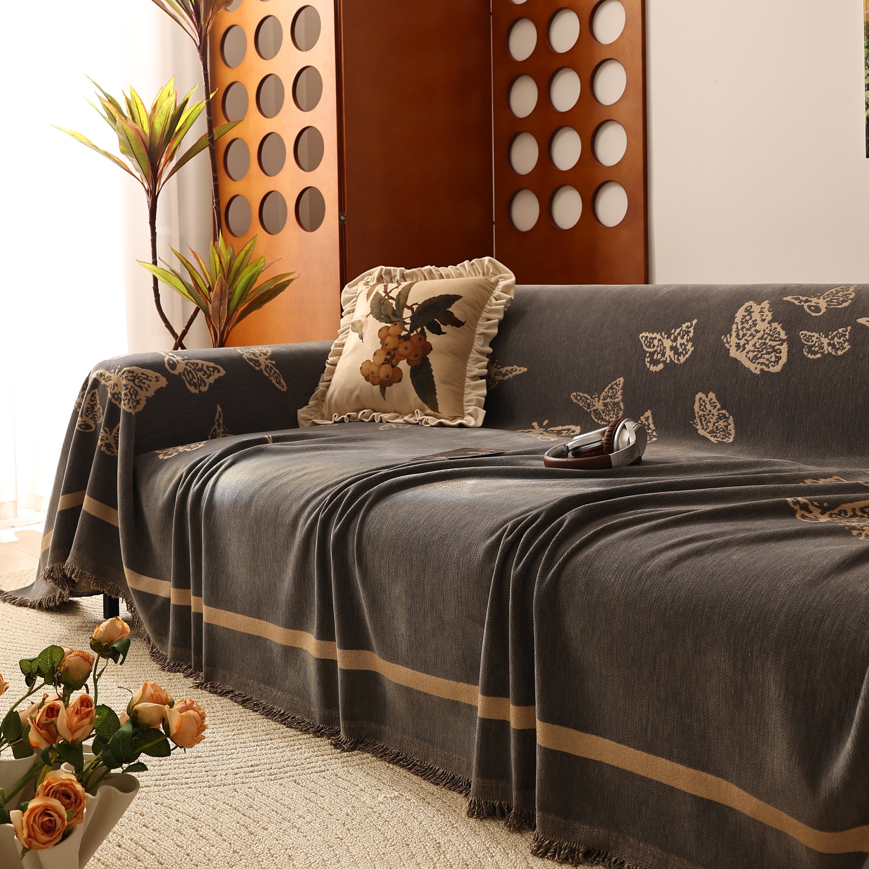 Butterfly Jacquard Soft Couch Blankets Cover For Couch Reversible Modern Sofa Slipcover Throw Covers