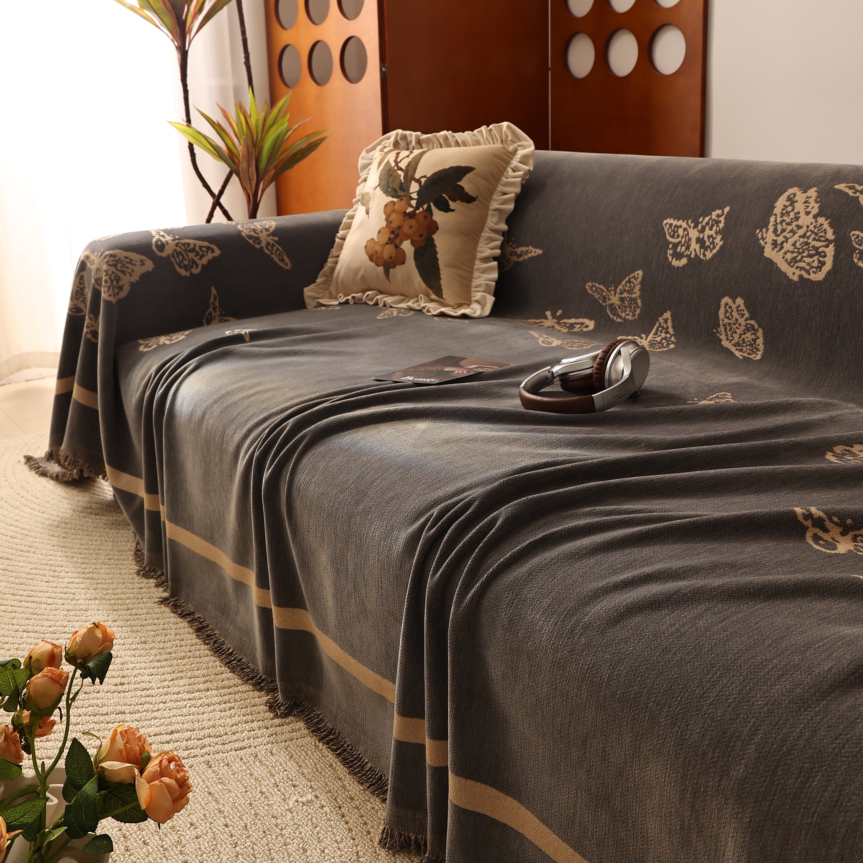 Butterfly Jacquard Soft Couch Blankets Cover For Couch Reversible Modern Sofa Slipcover Throw Covers