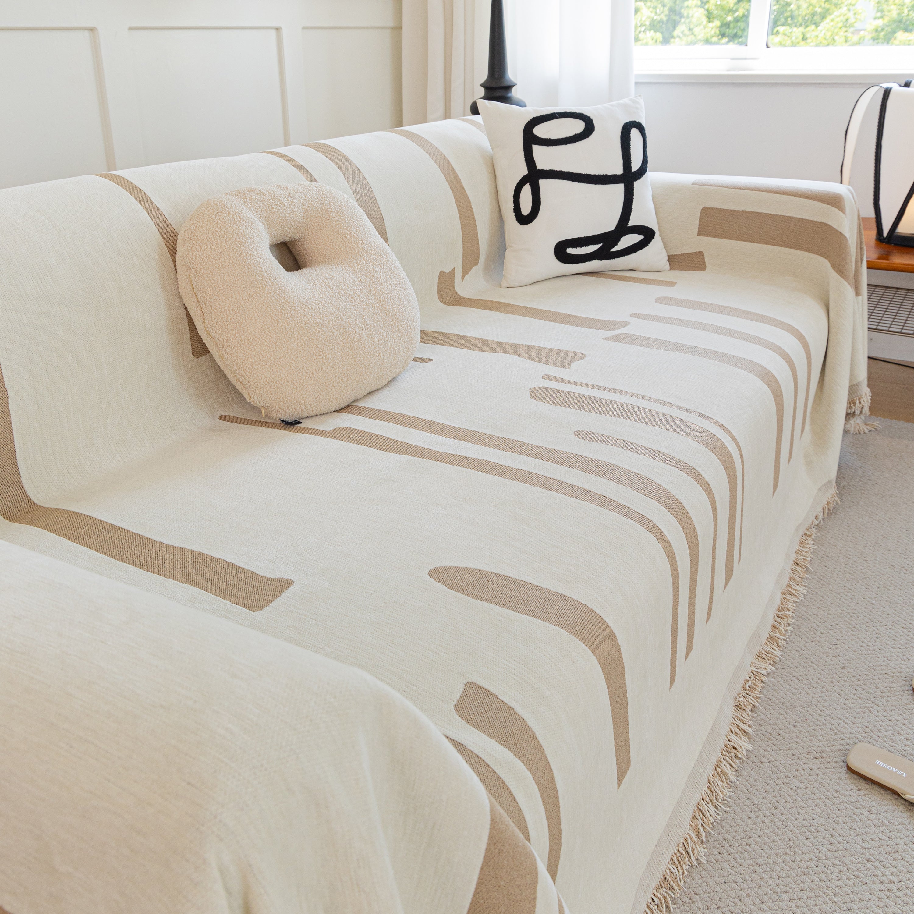 Soft Cozy Chenille Throw Cover For Couch With Tassel Accents, Dustproof Soft Throws For Sofa