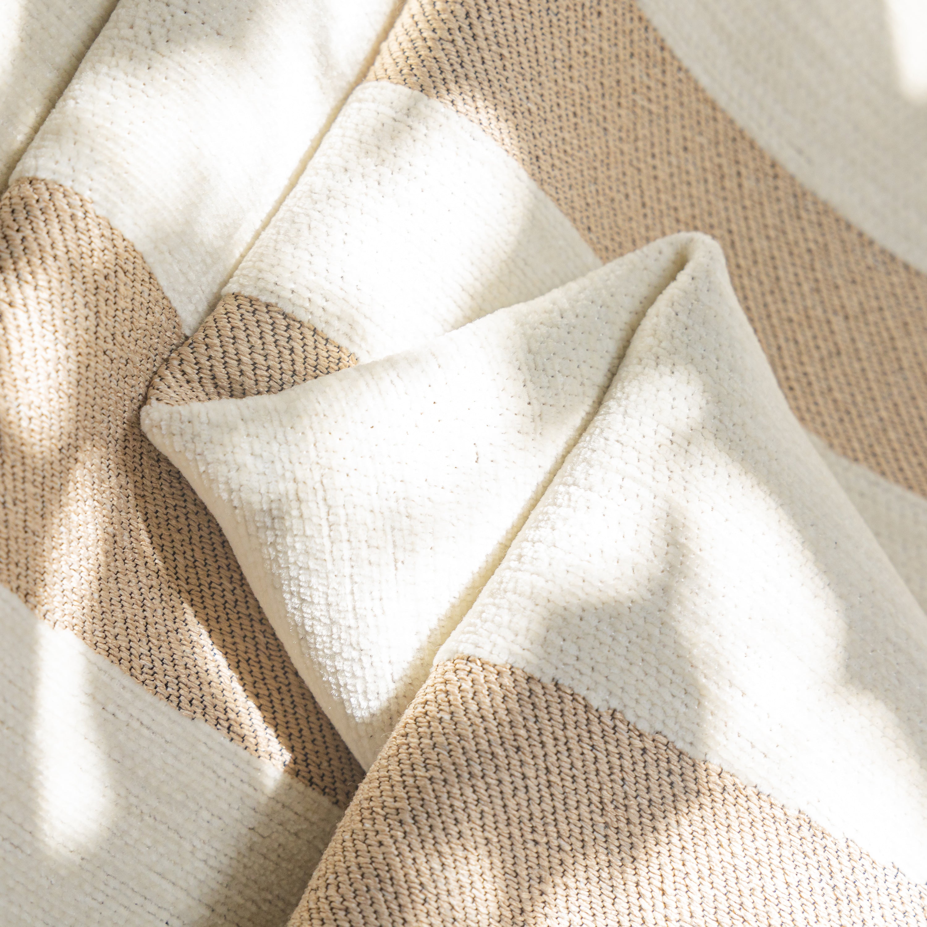 Soft Cozy Chenille Throw Cover For Couch With Tassel Accents, Dustproof Soft Throws For Sofa