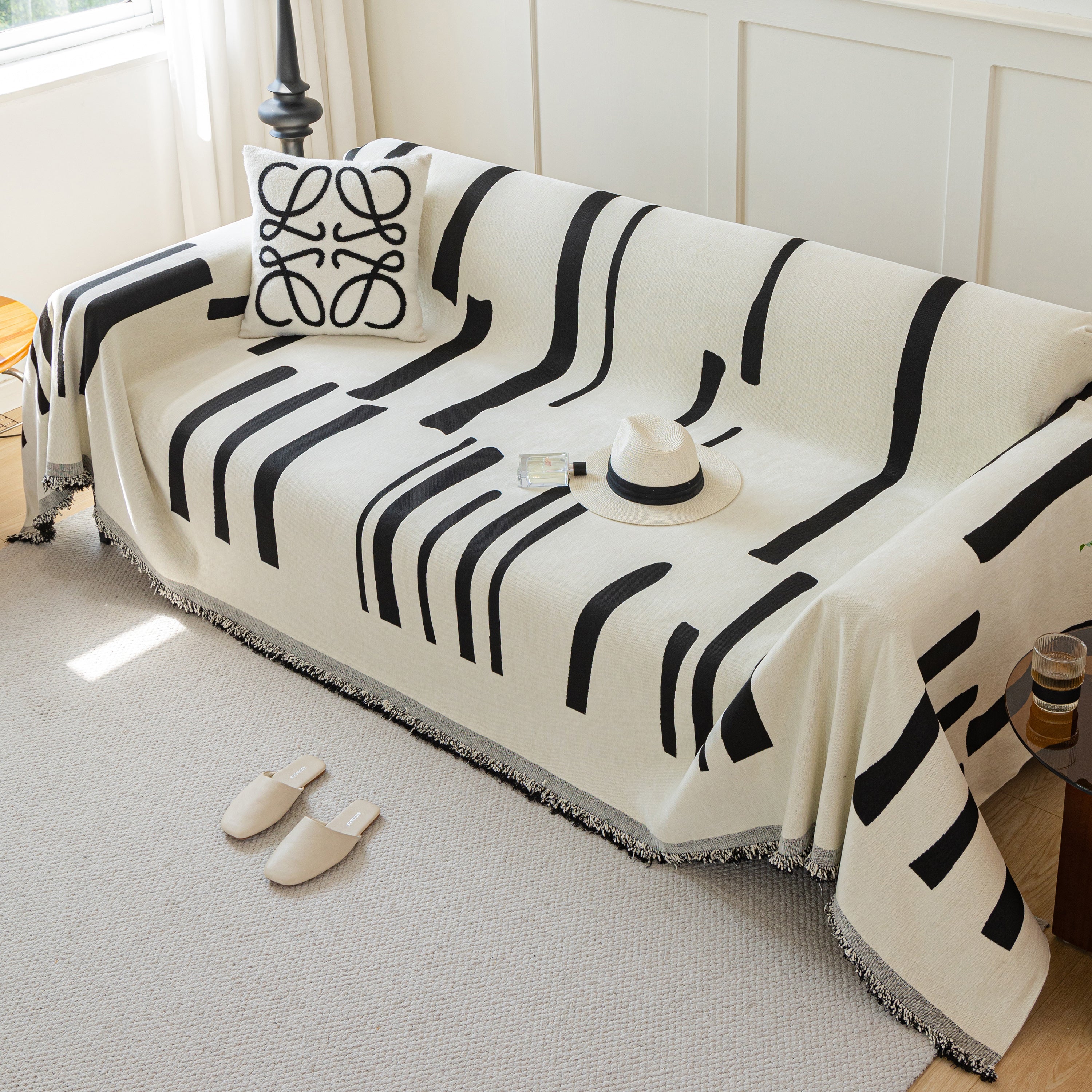 Soft Cozy Chenille Throw Cover For Couch With Tassel Accents, Dustproof Soft Throws For Sofa