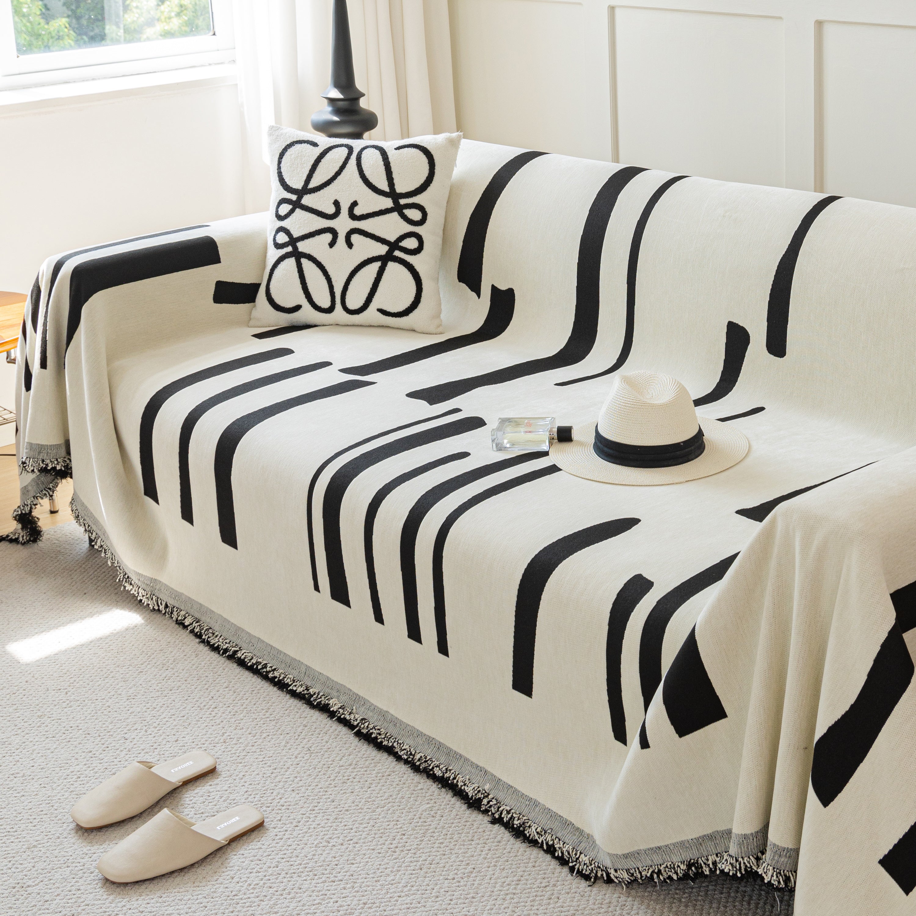 Soft Cozy Chenille Throw Cover For Couch With Tassel Accents, Dustproof Soft Throws For Sofa
