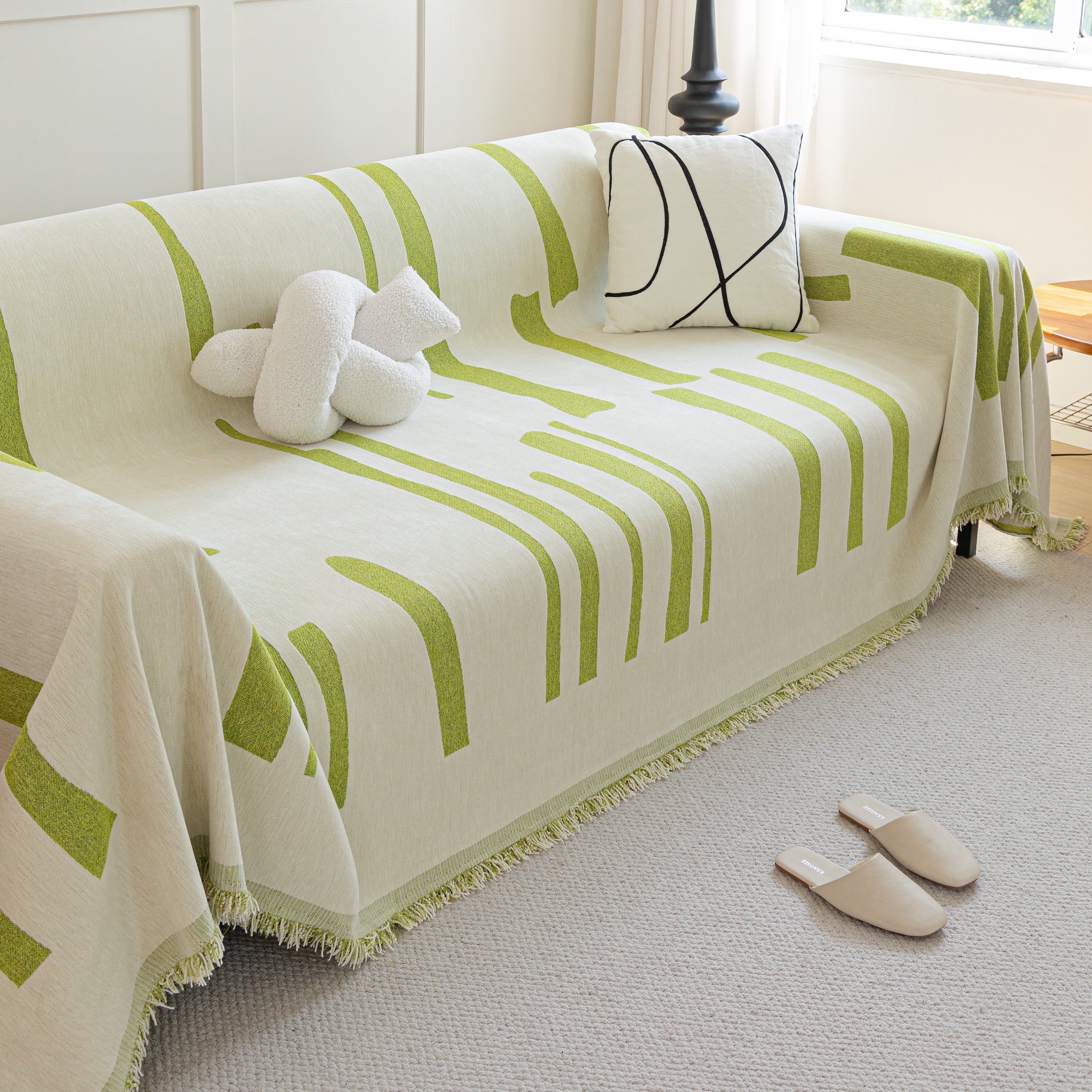 Soft Cozy Chenille Throw Cover For Couch With Tassel Accents, Dustproof Soft Throws For Sofa
