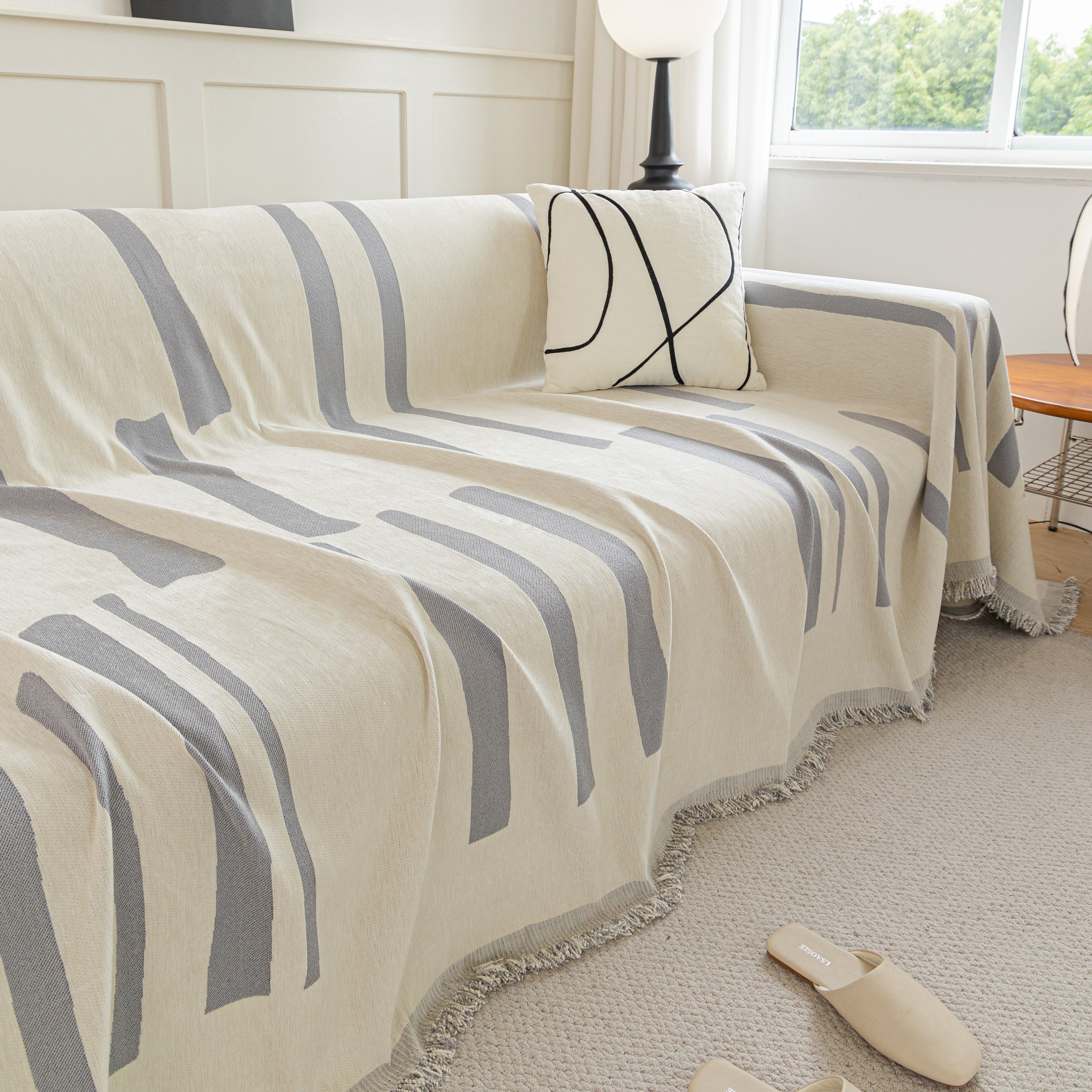 Soft Cozy Chenille Throw Cover For Couch With Tassel Accents, Dustproof Soft Throws For Sofa