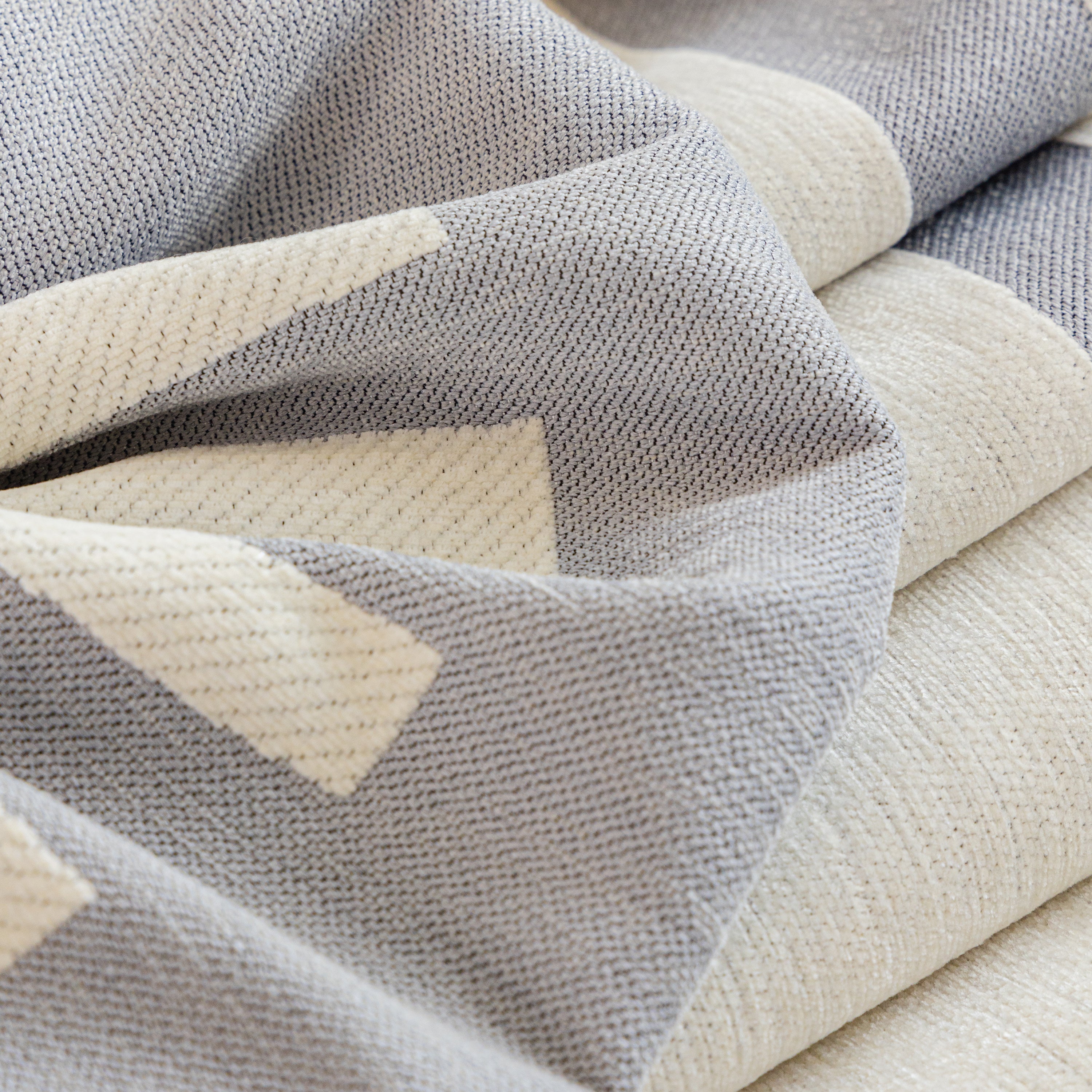 Soft Cozy Chenille Throw Cover For Couch With Tassel Accents, Dustproof Soft Throws For Sofa