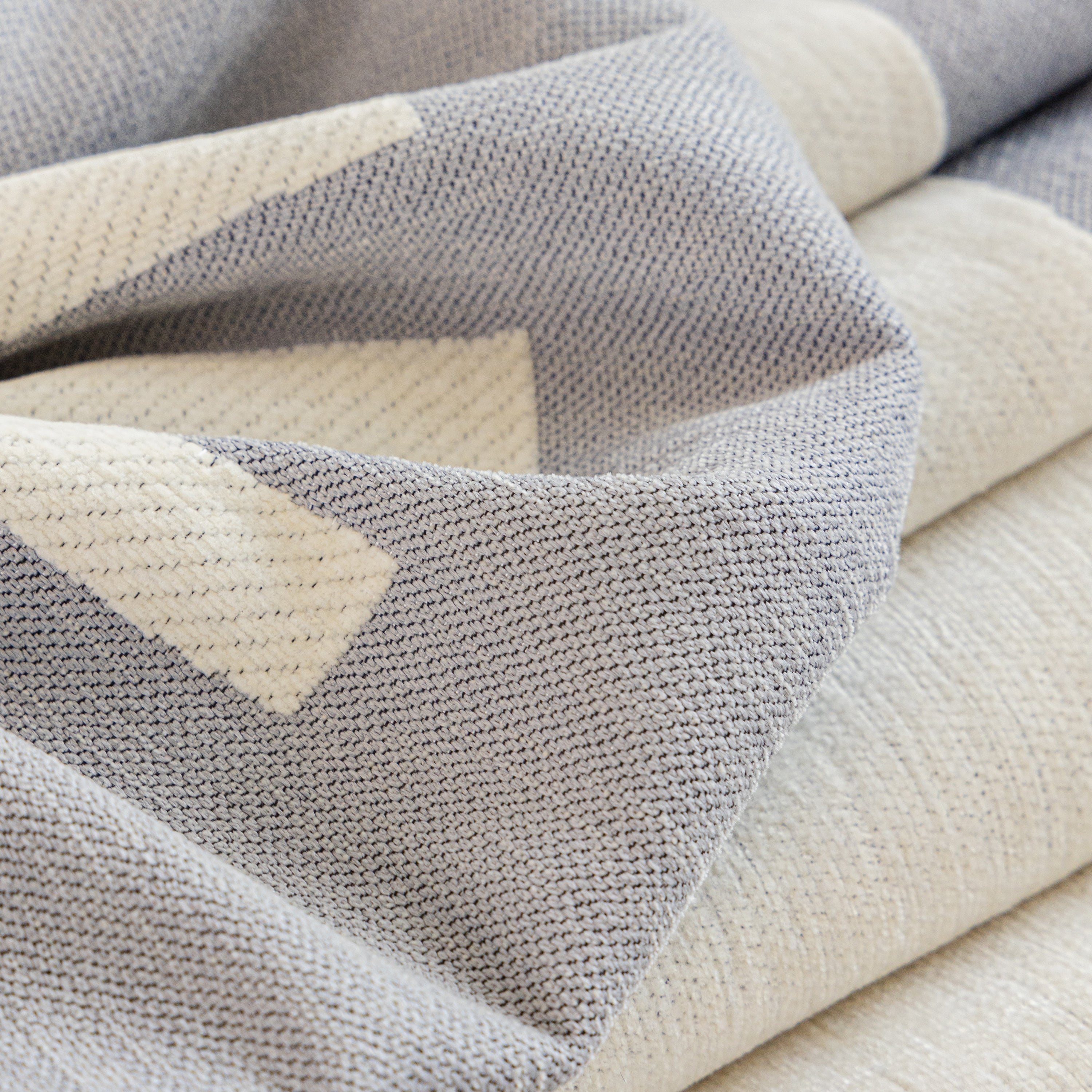 Soft Cozy Chenille Throw Cover For Couch With Tassel Accents, Dustproof Soft Throws For Sofa