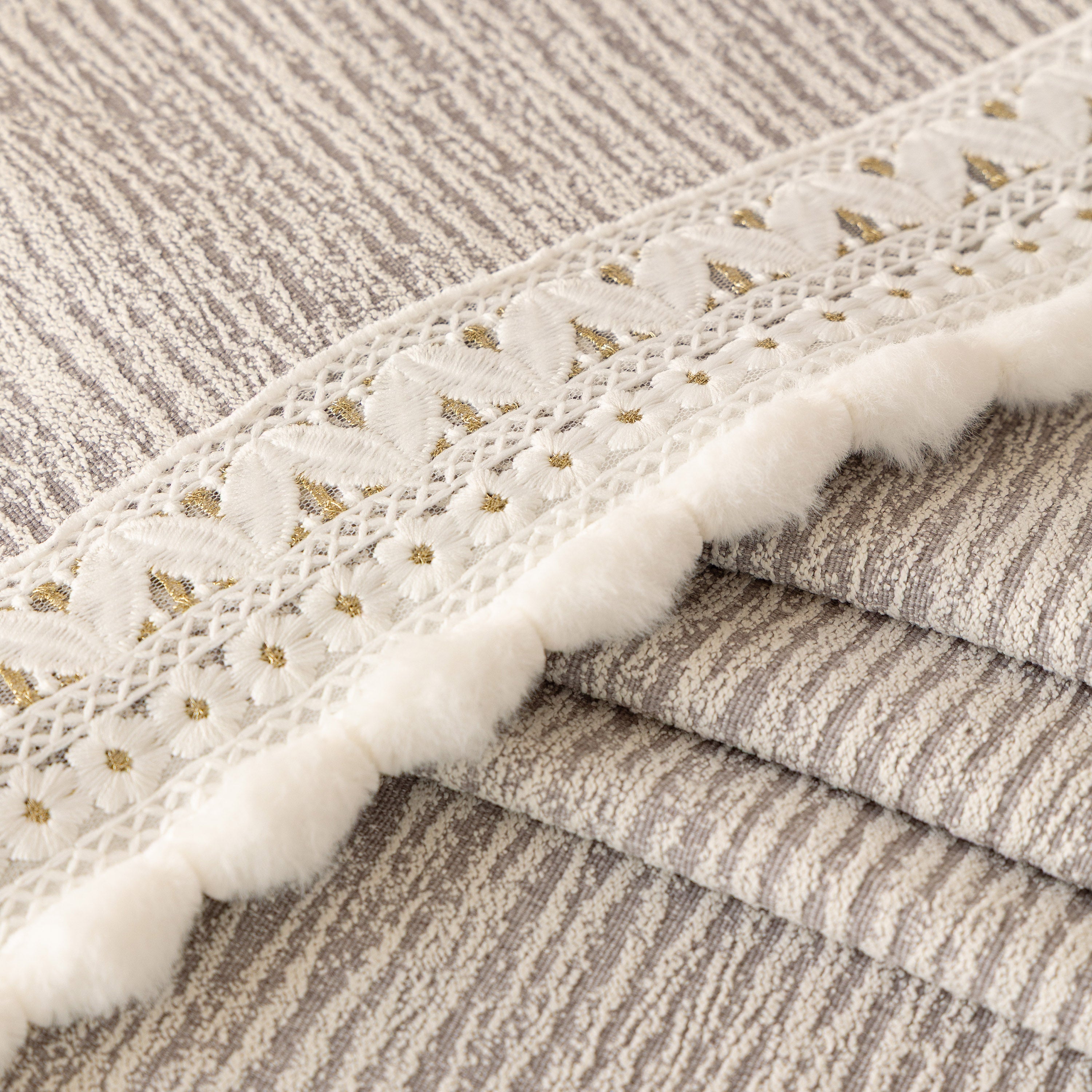 Sofa Cover Throw With Lace Trim & Pom-pom Fringe, Decorative Couch Cover Blanket