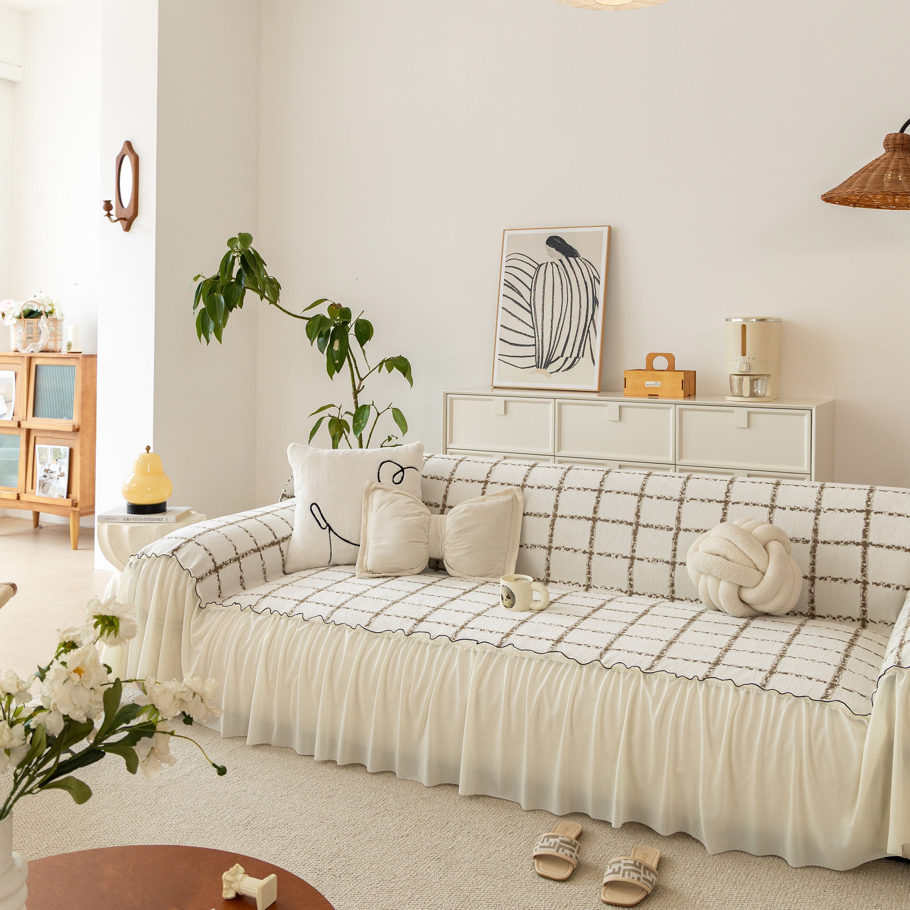 Grid Sofa Cover With Ruffle Skirt – Soft, Decorative, Full-cover Couch Protector