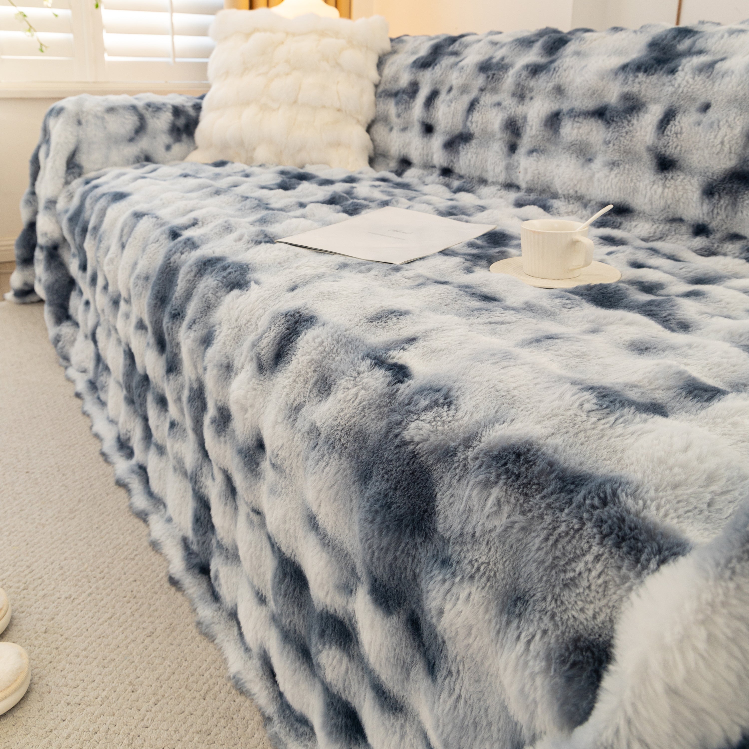 Thick Faux Fur Couch Cover Fluffy Fuzzy Warm Washable Furniture Protector For Kids Pets