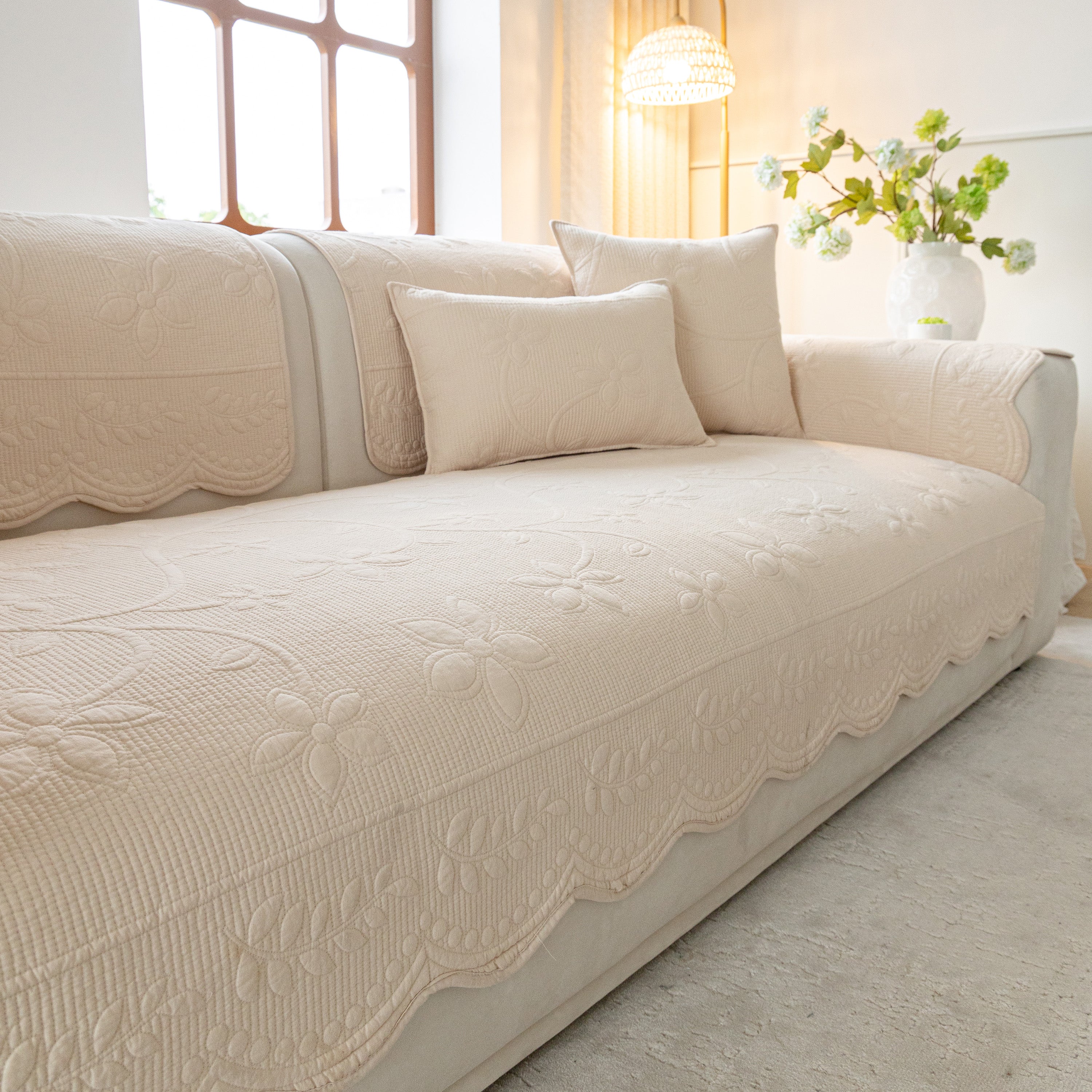 Floral Cotton Quilted Sofa Cover, Non-slip Couch Protector With Scalloped Edges