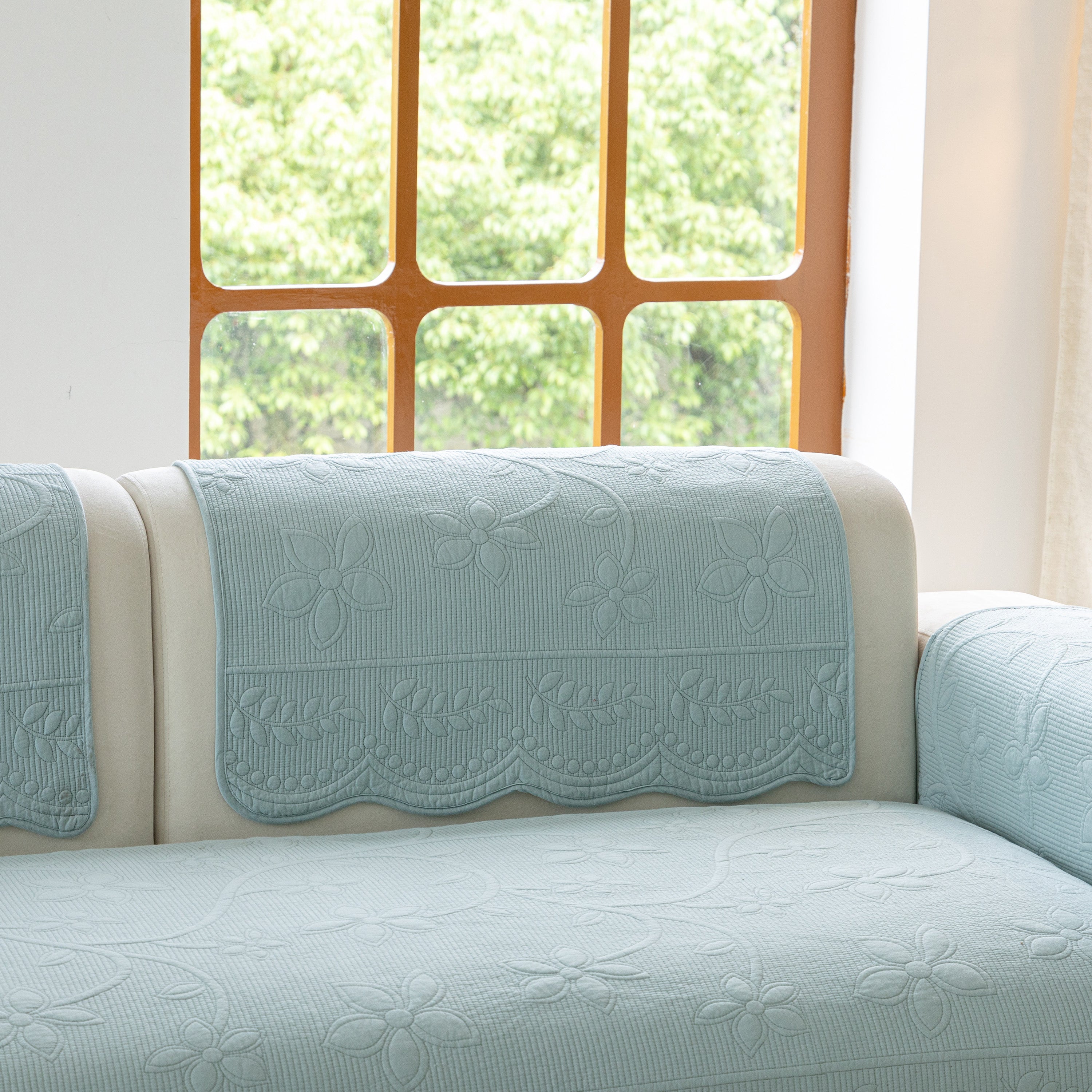 Floral Cotton Quilted Sofa Cover, Non-slip Couch Protector With Scalloped Edges