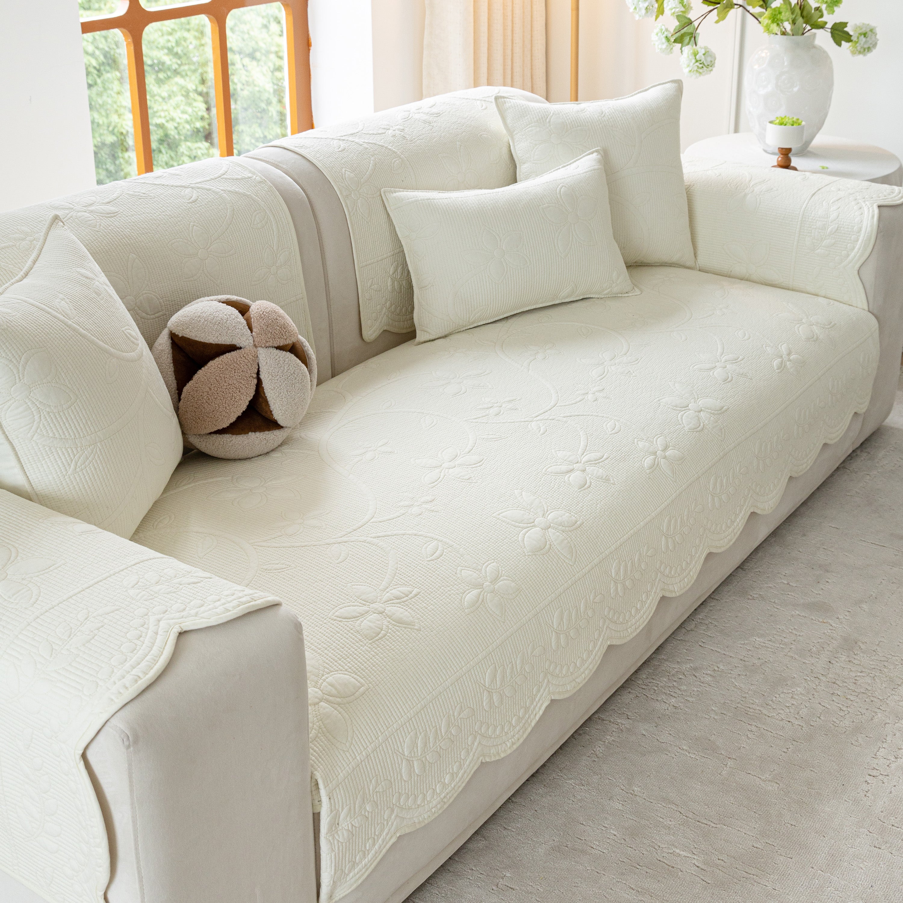 Floral Cotton Quilted Sofa Cover, Non-slip Couch Protector With Scalloped Edges