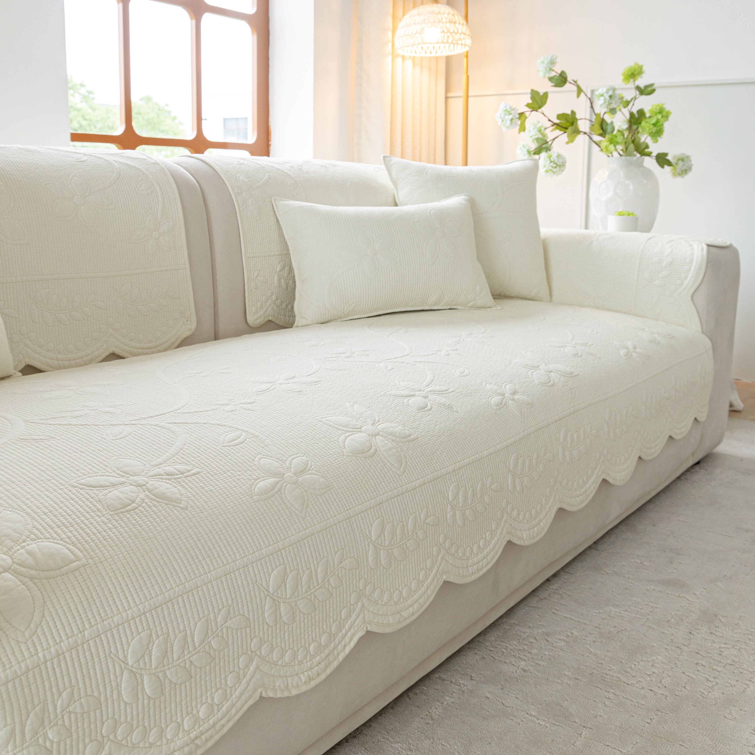 Floral Cotton Quilted Sofa Cover, Non-slip Couch Protector With Scalloped Edges