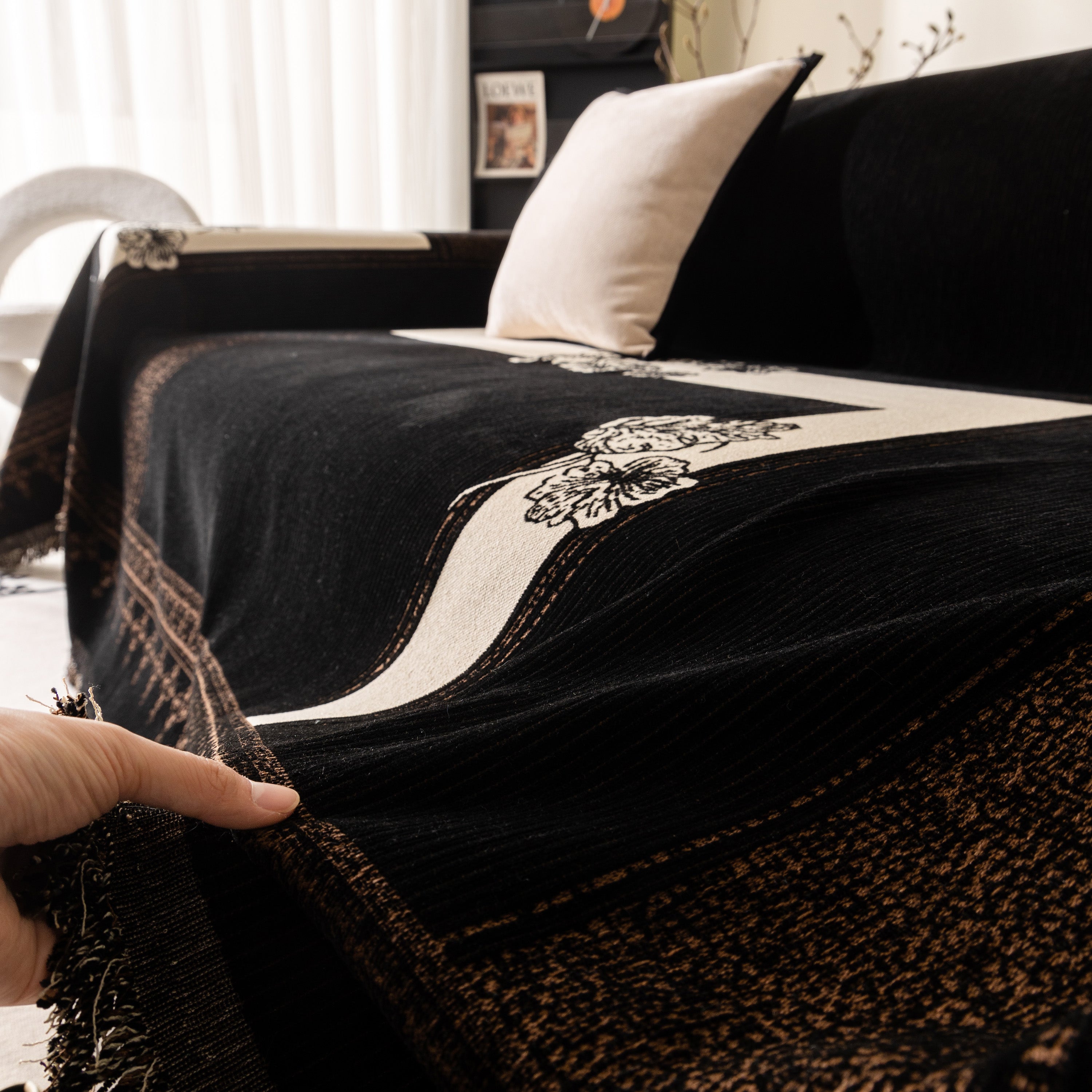 Jacquard Floral Band Sofa Cover With Tassels, Thick Textured Couch Throw Blanket