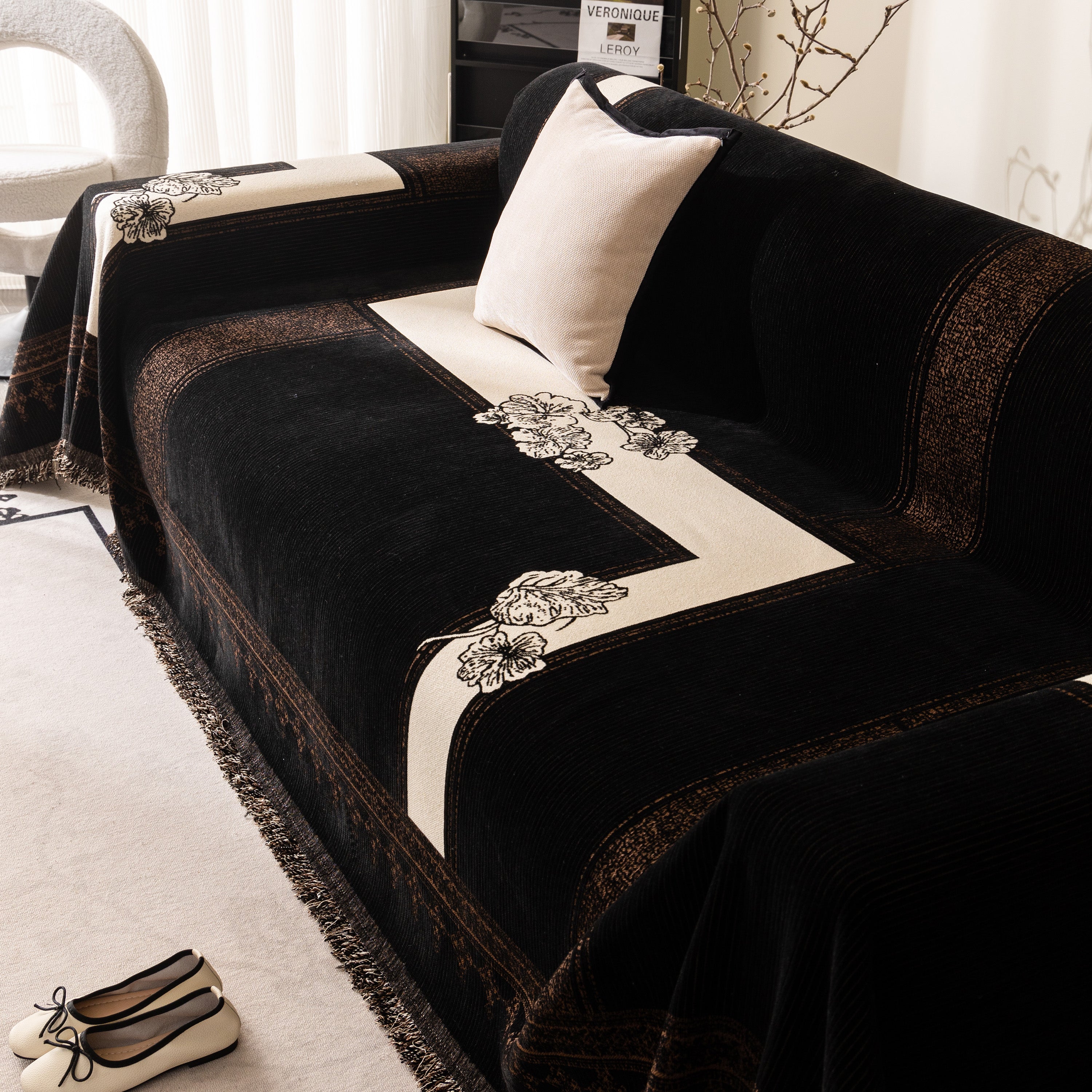 Jacquard Floral Band Sofa Cover With Tassels, Thick Textured Couch Throw Blanket