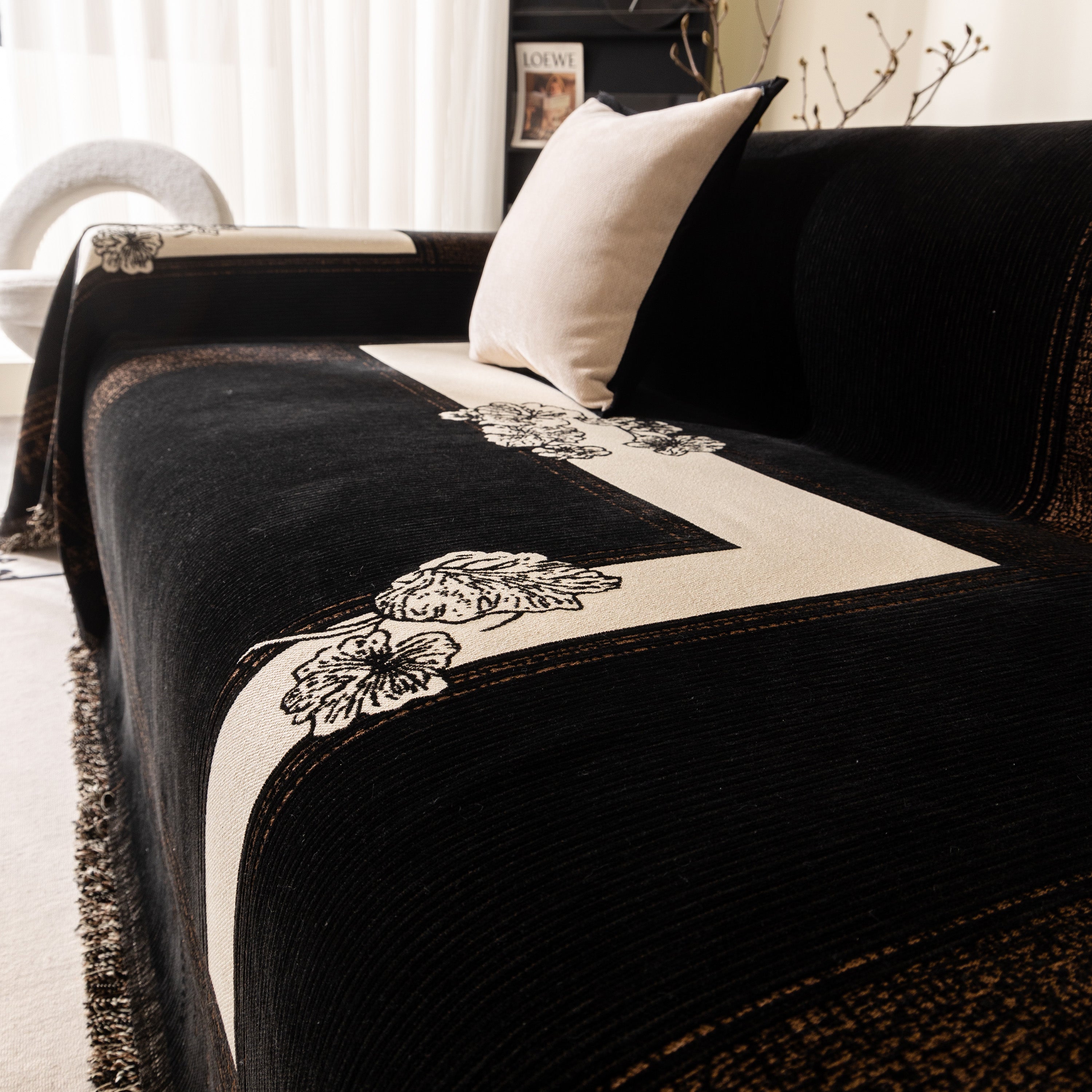 Jacquard Floral Band Sofa Cover With Tassels, Thick Textured Couch Throw Blanket