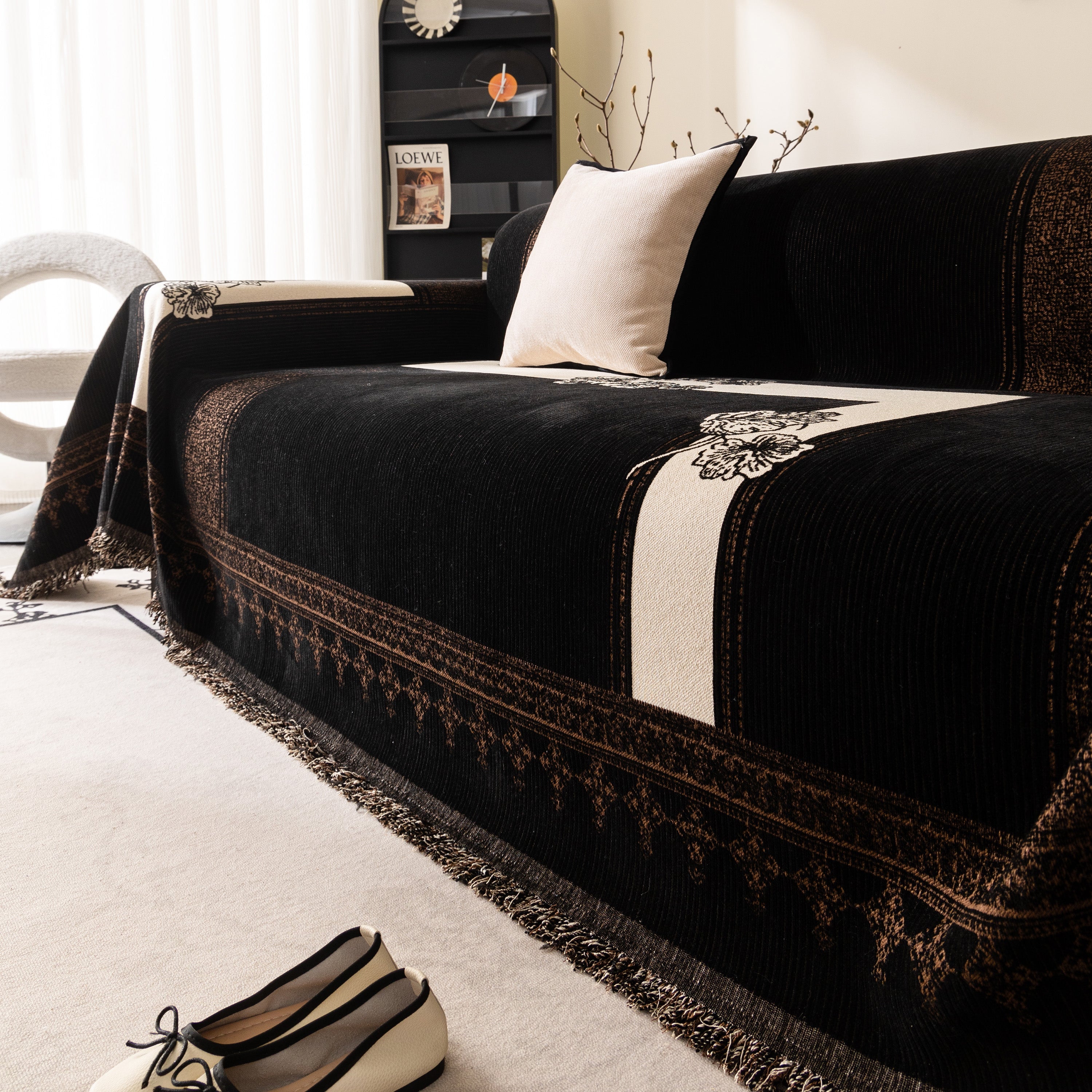 Jacquard Floral Band Sofa Cover With Tassels, Thick Textured Couch Throw Blanket