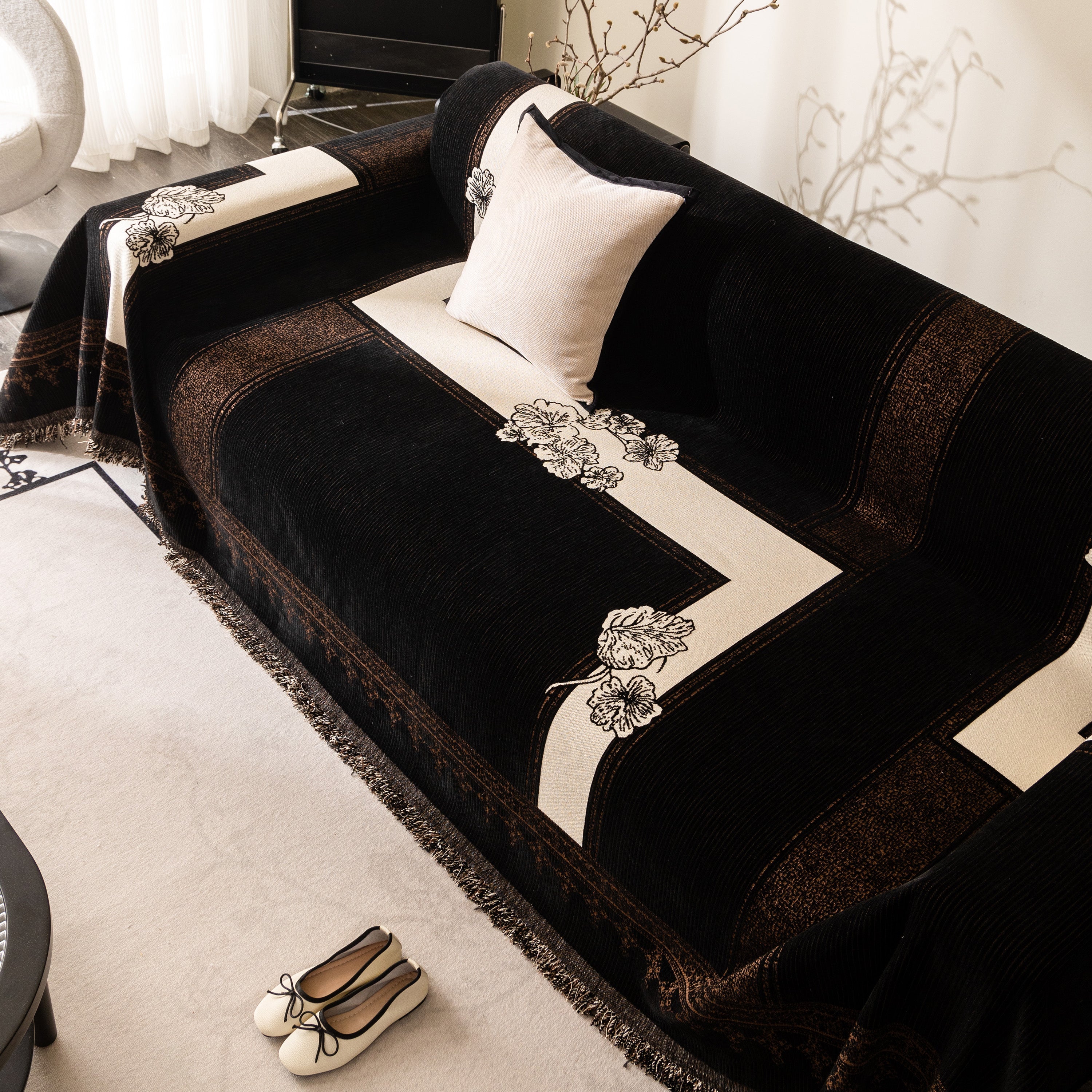 Jacquard Floral Band Sofa Cover With Tassels, Thick Textured Couch Throw Blanket