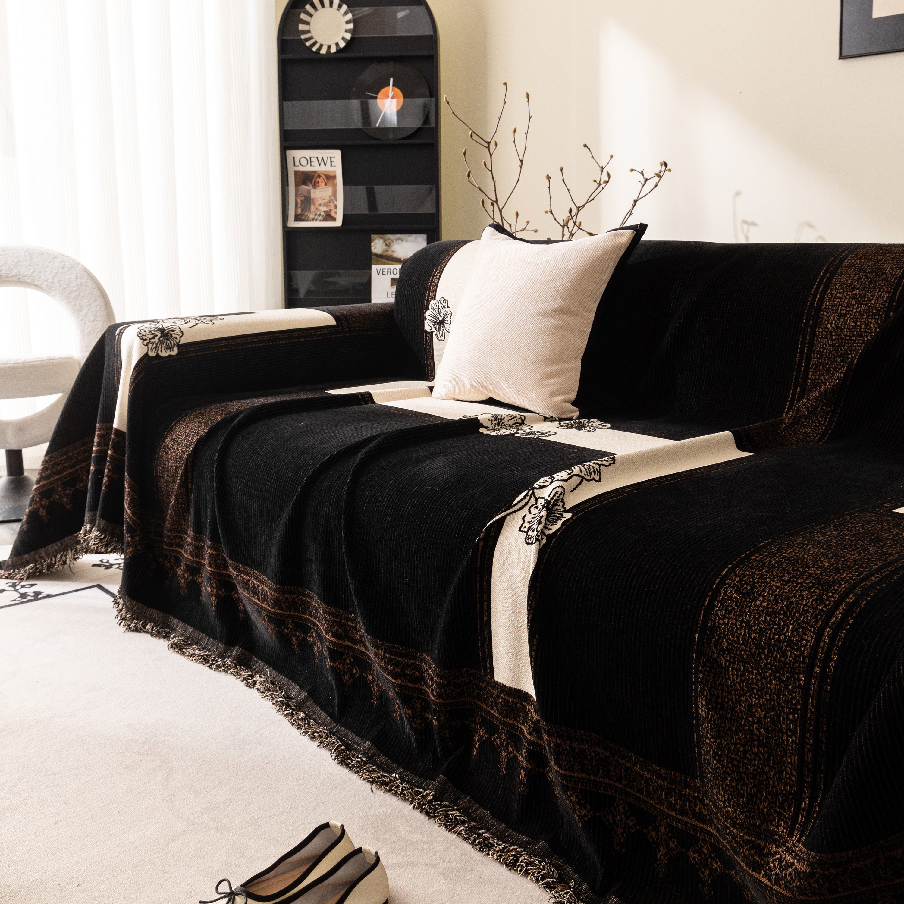Jacquard Floral Band Sofa Cover With Tassels, Thick Textured Couch Throw Blanket