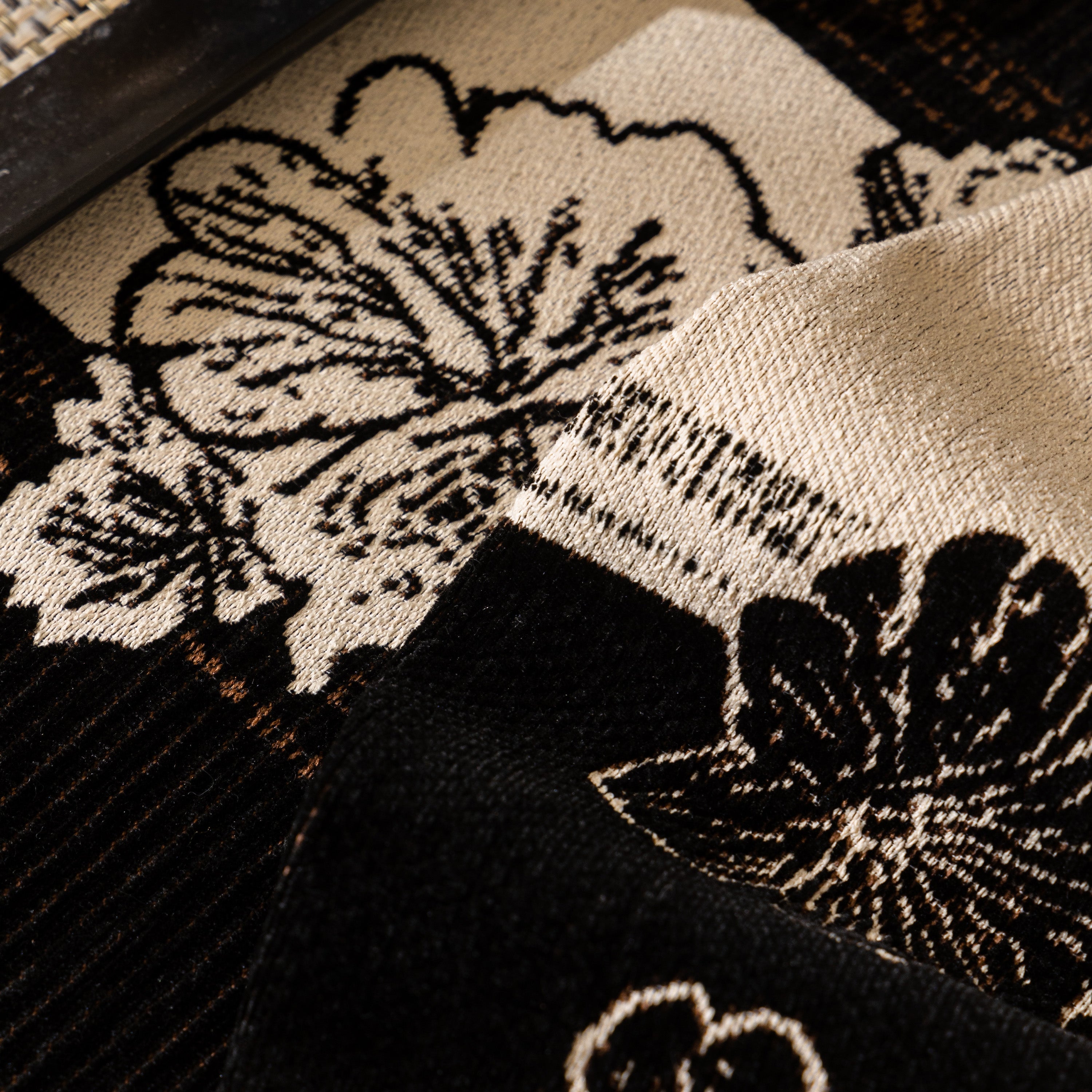 Jacquard Floral Band Sofa Cover With Tassels, Thick Textured Couch Throw Blanket