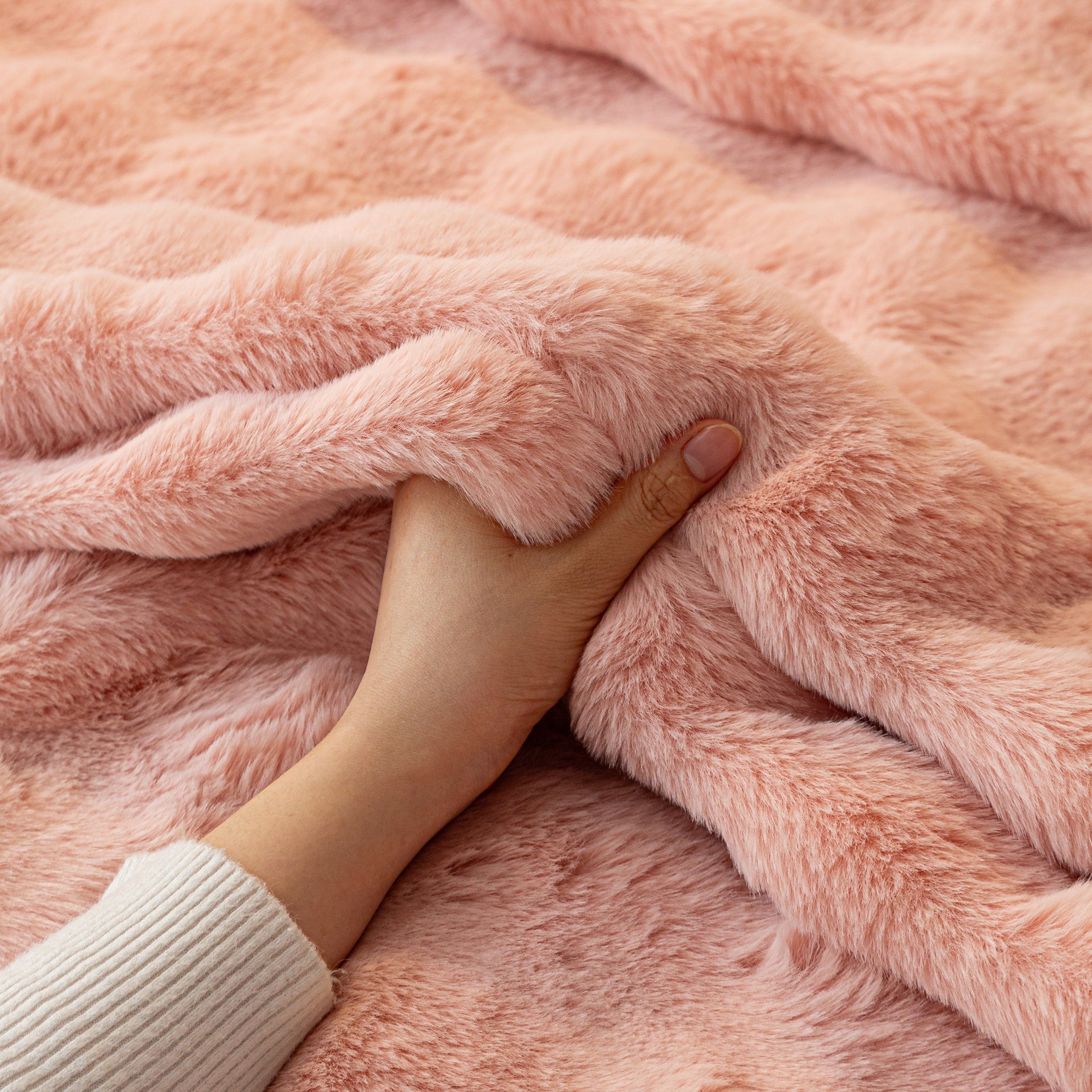 Thick Faux Fur Sofa Cover Fluffy Plush Warm Sofa Slipcover Furniture Protector For Couch Bed