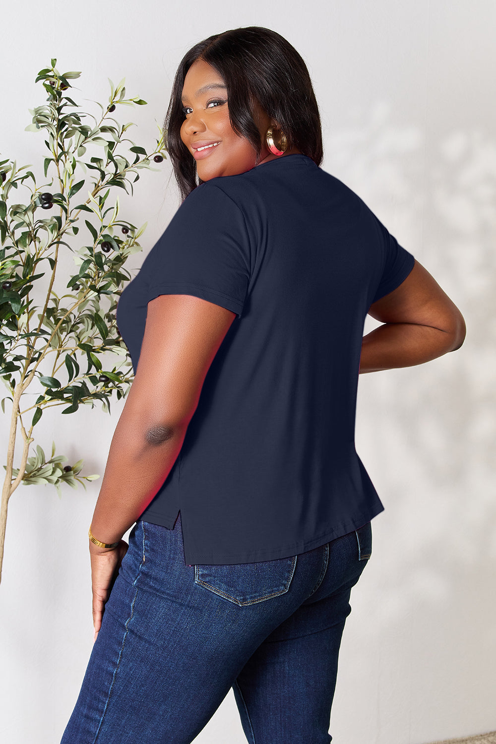 Basic Bae Full Size Round Neck Short Sleeve T-shirt