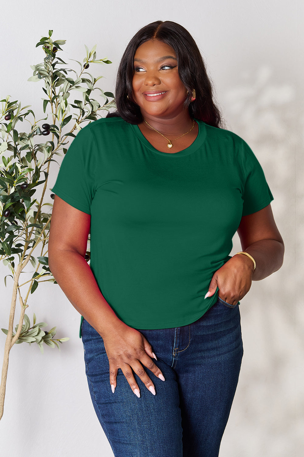 Basic Bae Full Size Round Neck Short Sleeve T-shirt