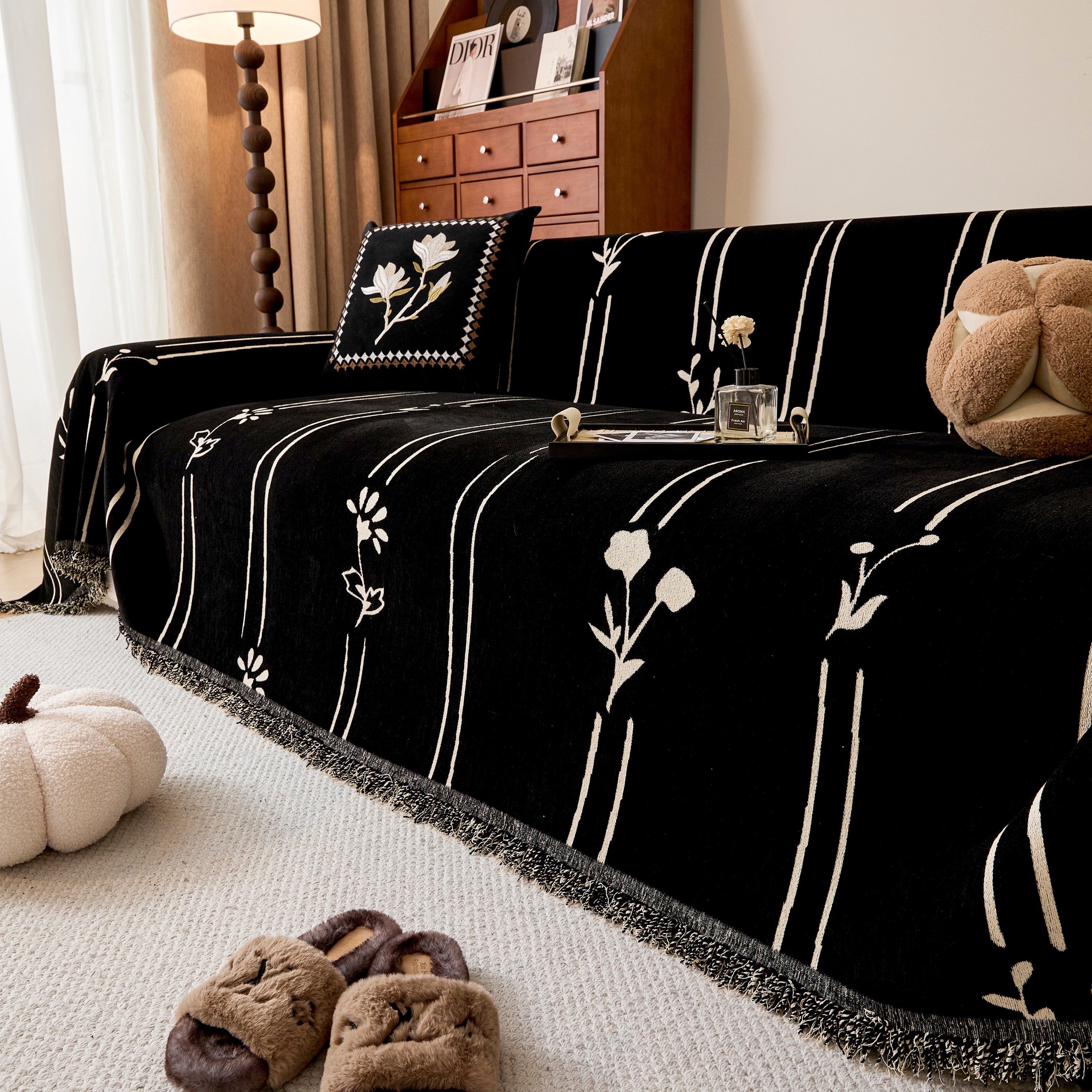 Chenille Jacquard Sofa Throw Cover With Tassel Soft Thick Couch Protector Blanket