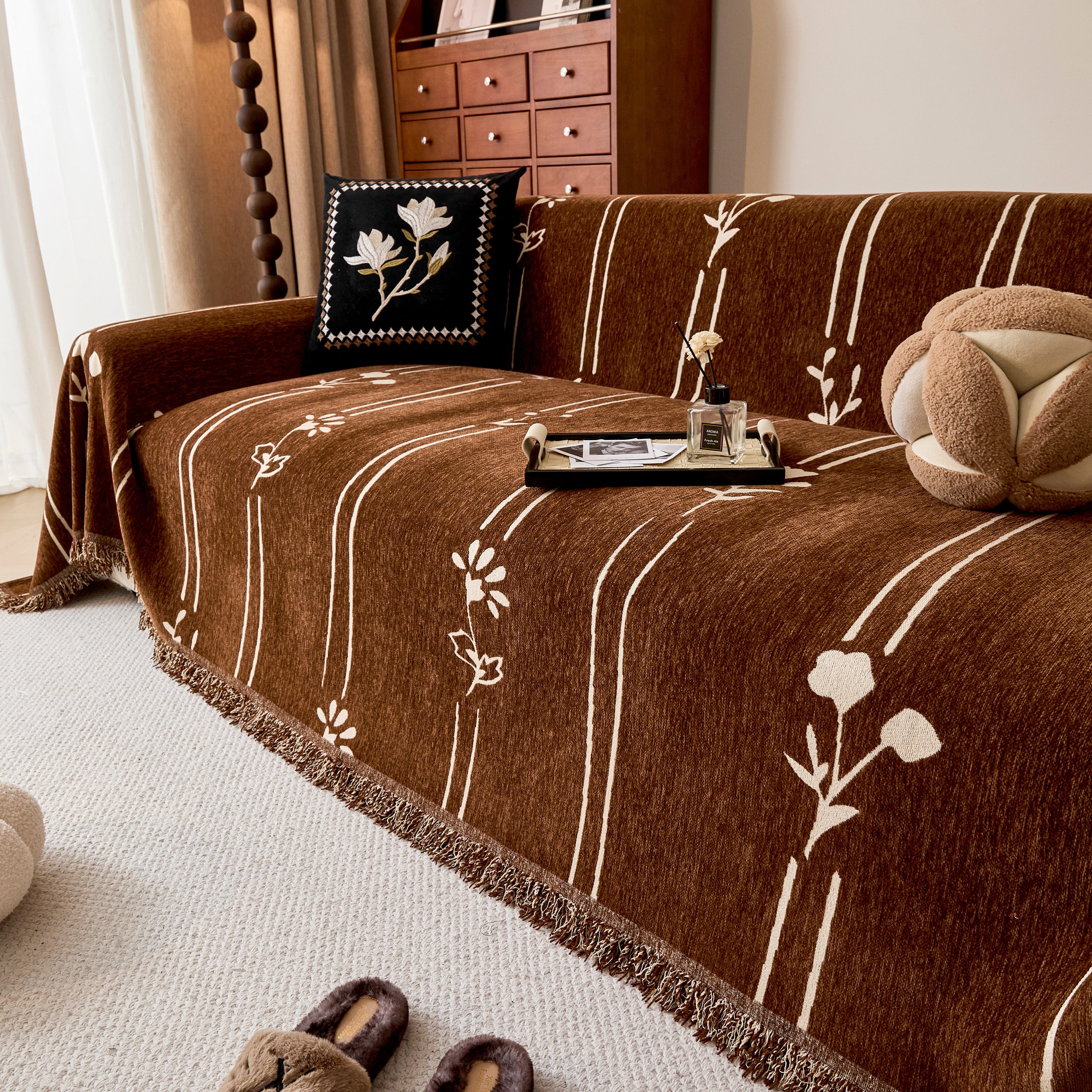 Chenille Jacquard Sofa Throw Cover With Tassel Soft Thick Couch Protector Blanket