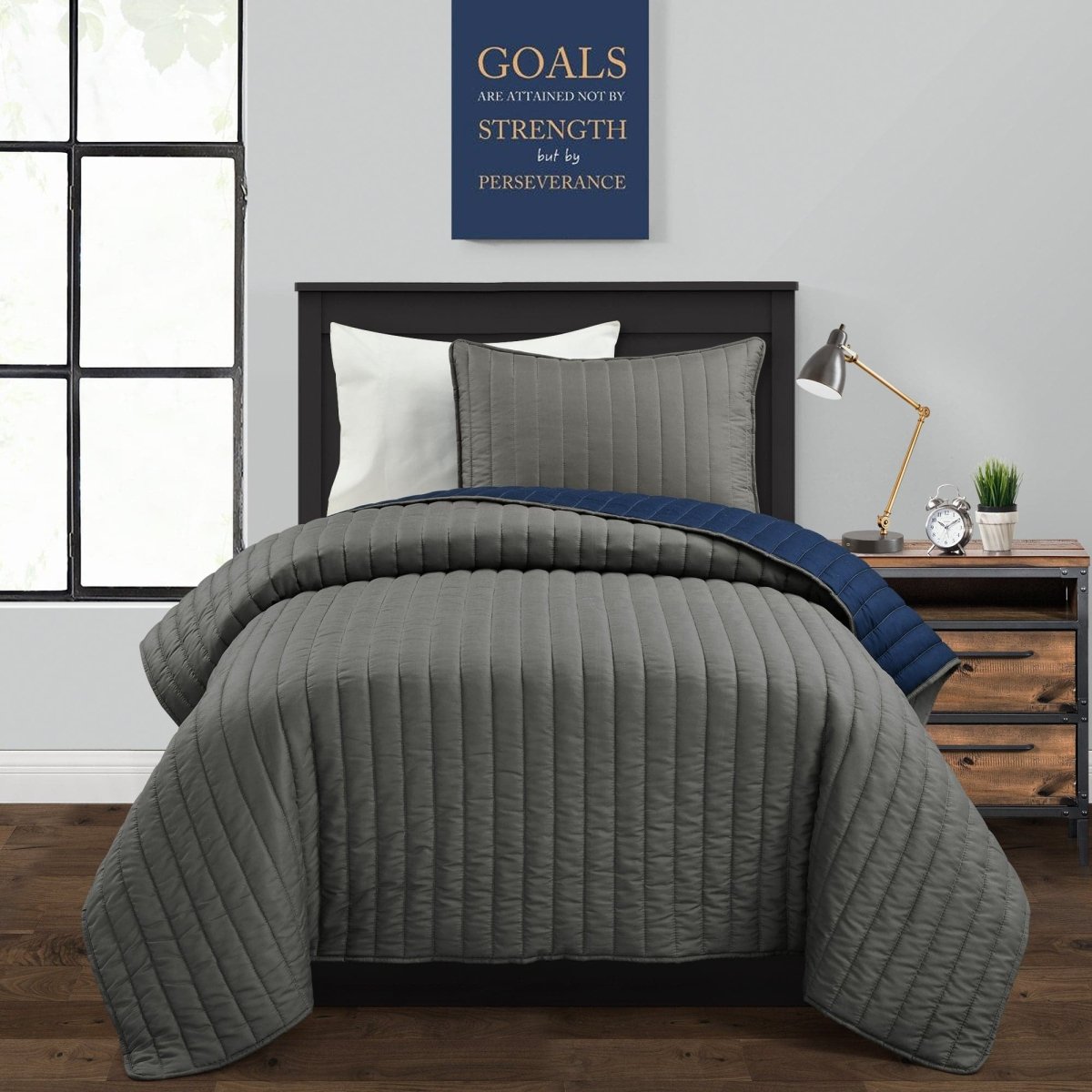 Soft Stripe All Season Quilt/coverlet Set