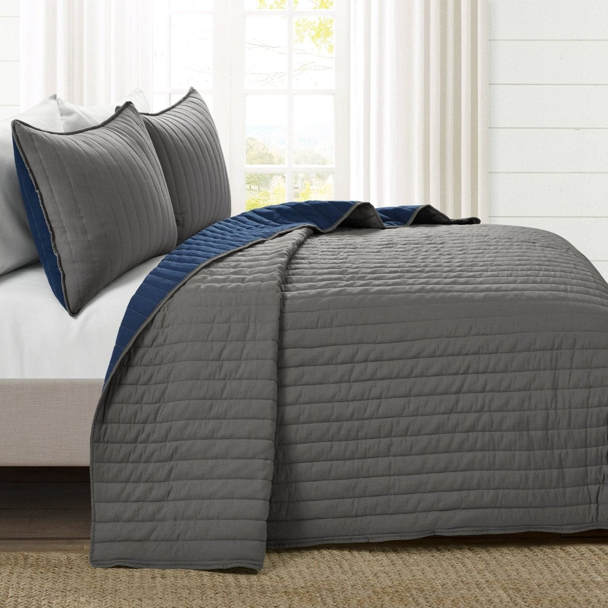 Soft Stripe All Season Quilt/coverlet Set
