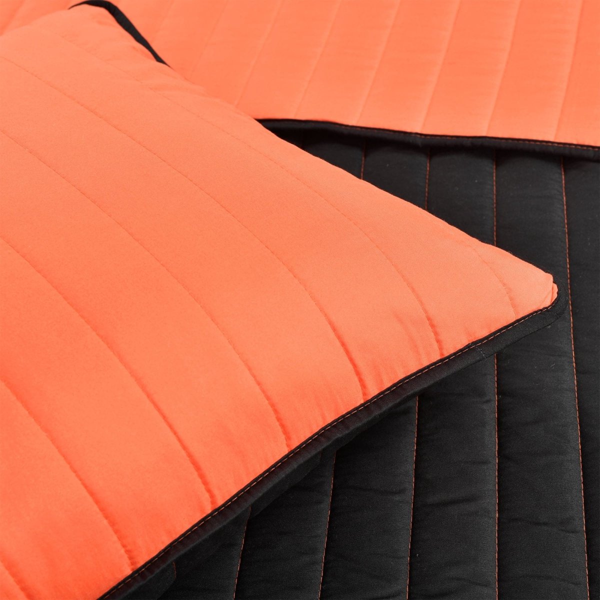 Soft Stripe All Season Quilt/coverlet Set