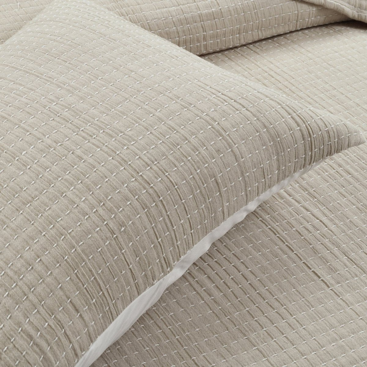 Solid Kantha Pick Stitch Yarn Dyed Cotton Woven Quilt/coverlet Set