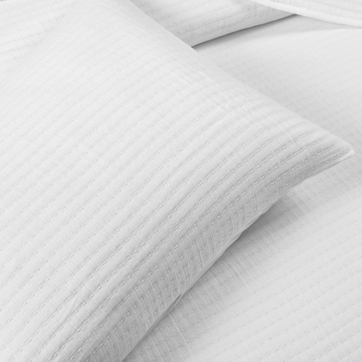 Solid Kantha Pick Stitch Yarn Dyed Cotton Woven Quilt/coverlet Set
