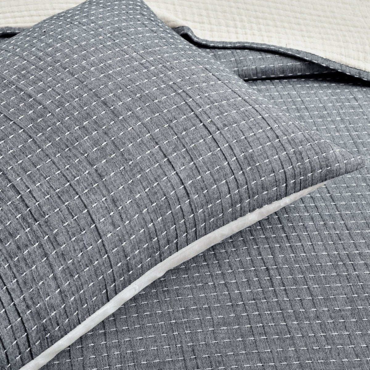 Solid Kantha Pick Stitch Yarn Dyed Cotton Woven Quilt/coverlet Set