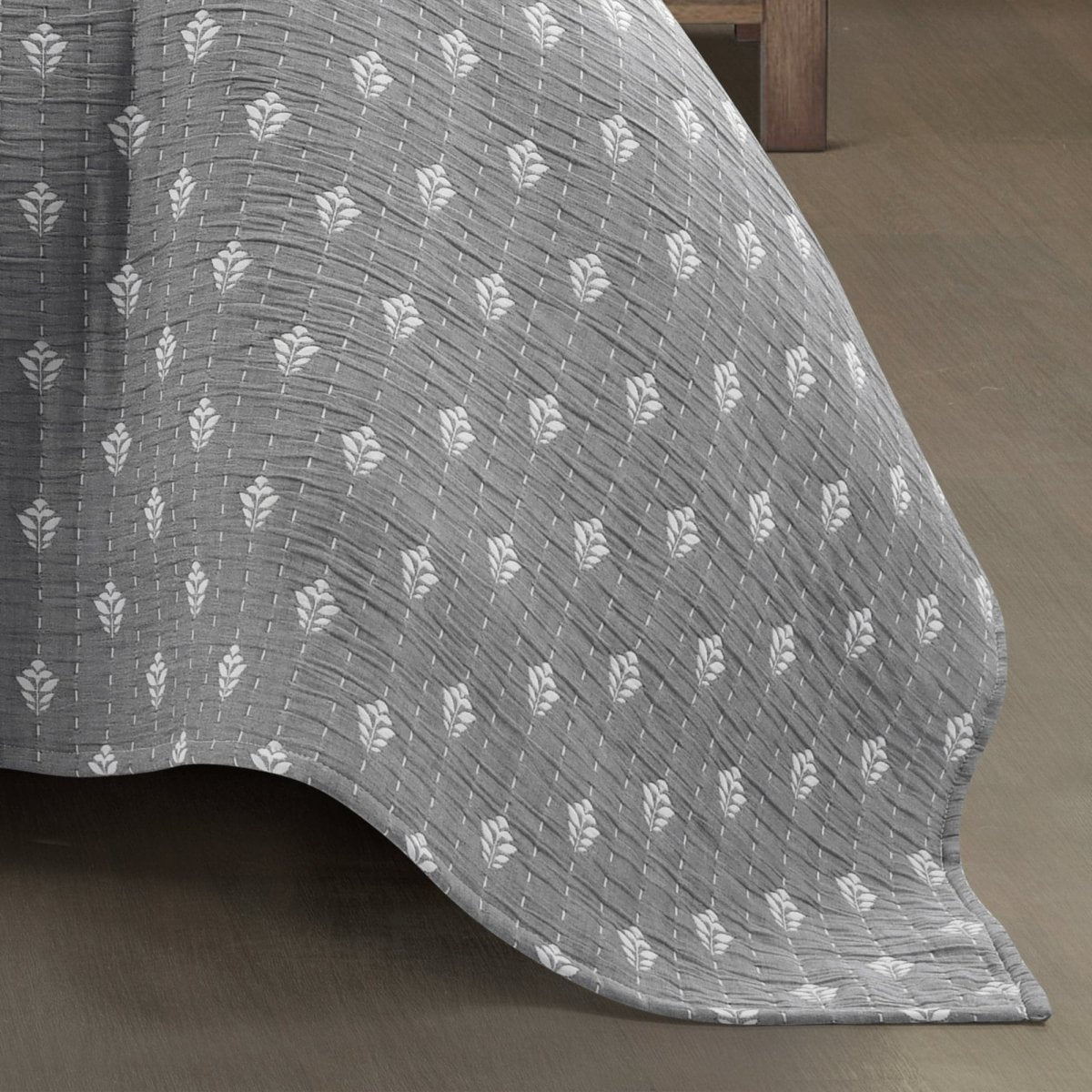 Hygge Kantha Pick Stitch Yarn Dyed Cotton Jacquard Quilt/coverlet Set