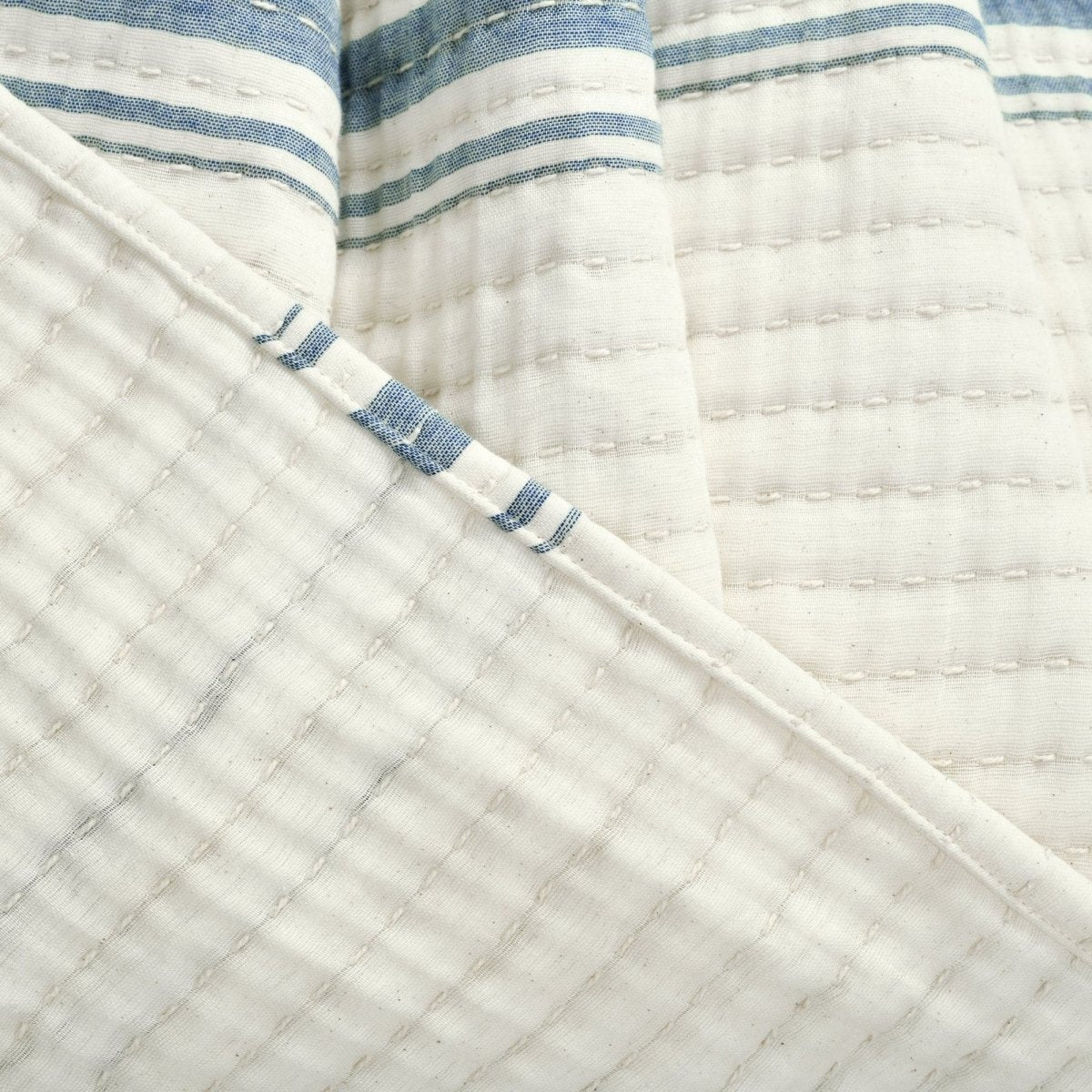 Farmhouse Stripe Kantha Pick Stitch Yarn Dyed Cotton Woven Blanket/quilt/coverlet