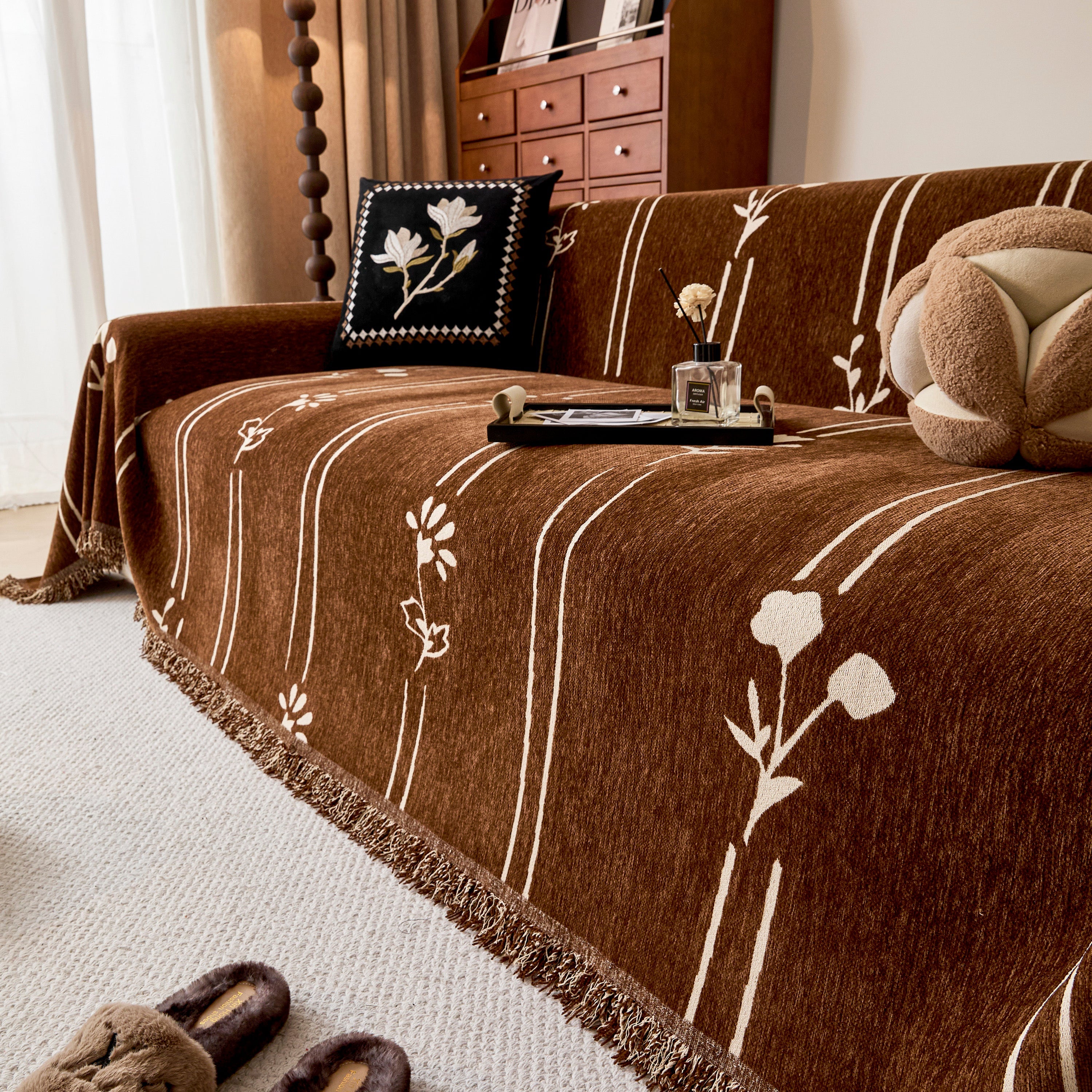 Chenille Jacquard Sofa Throw Cover With Tassel Soft Thick Couch Protector Blanket