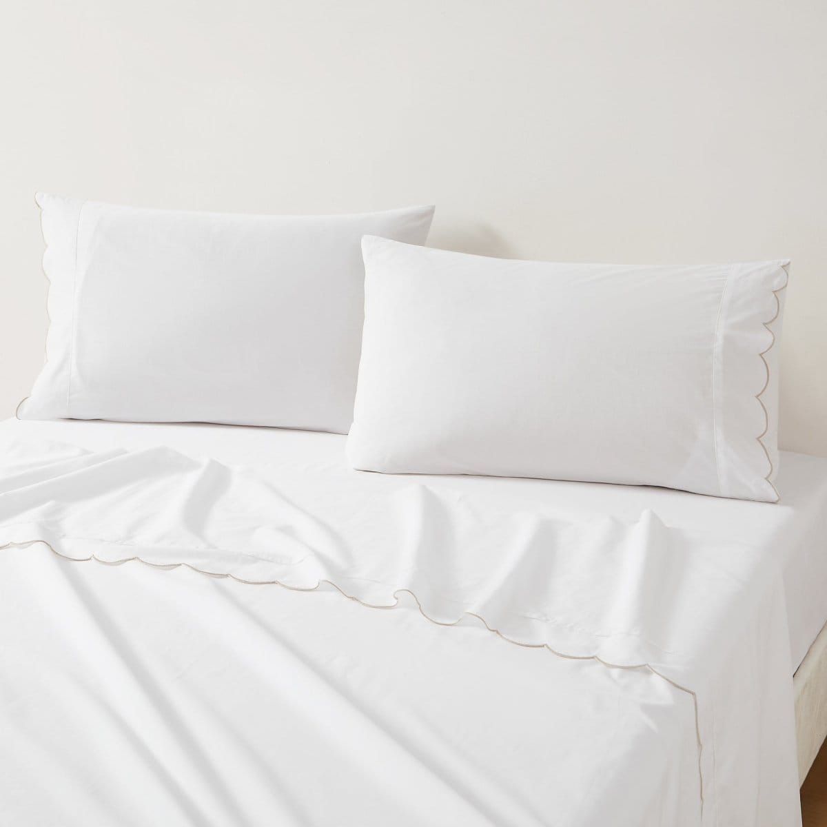 Coastal Chic Scalloped Edge Cotton Sheet Set