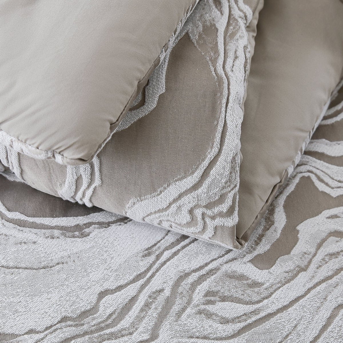 Cascade Wave Comforter Set