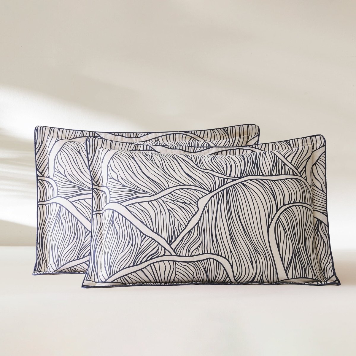 Umbra Bloom Comforter Set