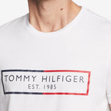 Tommy Hilfiger Men's Modern Essentials Logo Graphic T Shirt White Size Large